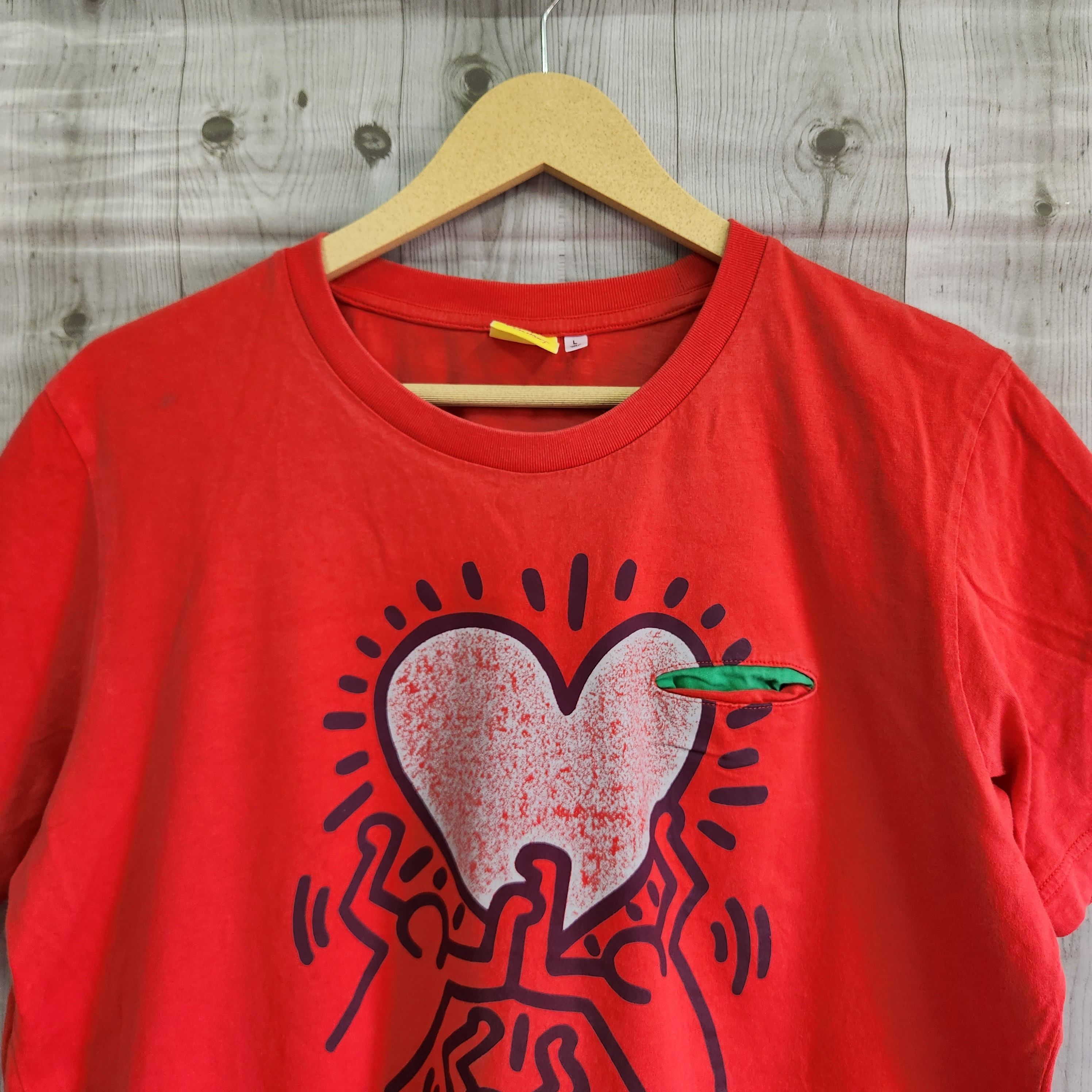 Keith Haring One Pocket Vintage Y2K TShirt - 12