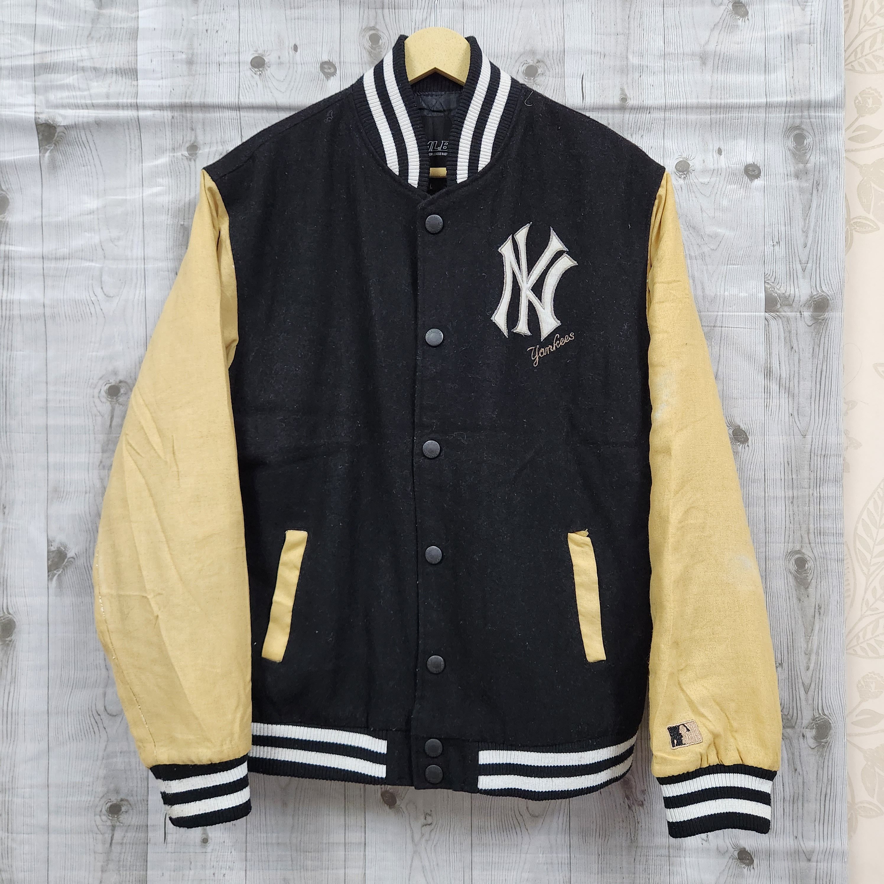 Vintage - New York Yankees MLB Bomber Varsity Jacket - 1
