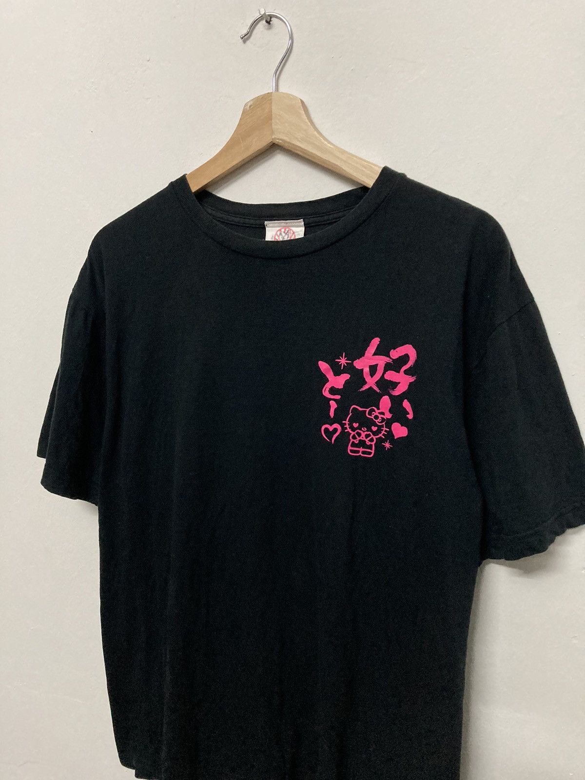 Japanese Brand - Hello Kitty Under license by Sanrio T shirt - 3
