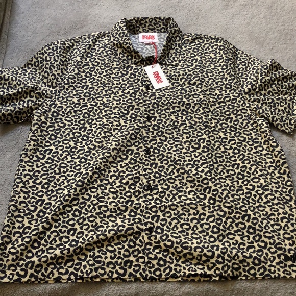 Solid & Striped Cabana Vacation Shirt in Leopard Print - 10