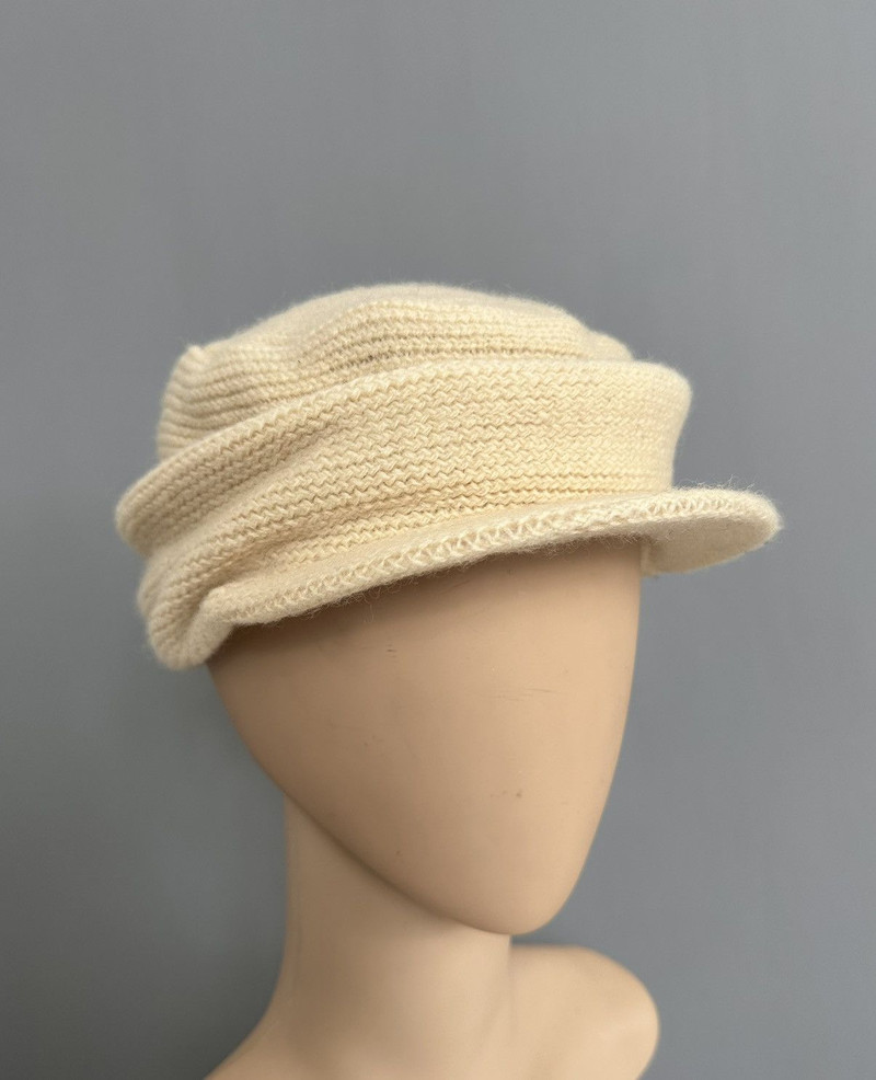 1997 APC Peaked Beanie Cap Vintage Winter Laine Wool - 1