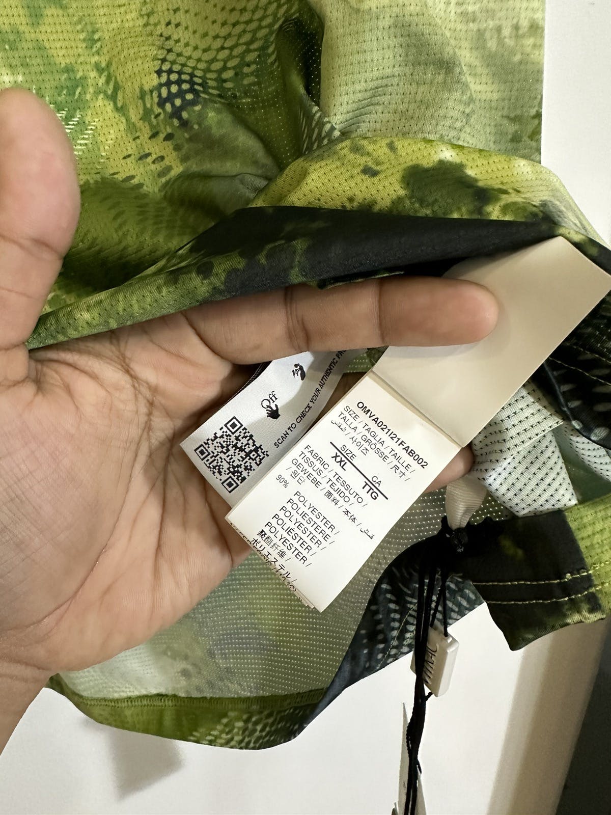 Off White Active Camo Print Jersey - 19