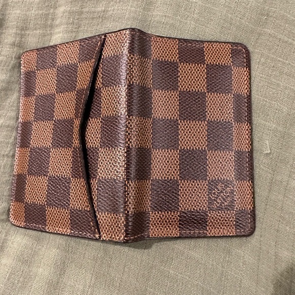 Louis Vuitton's compact Pocket Organizer - 5