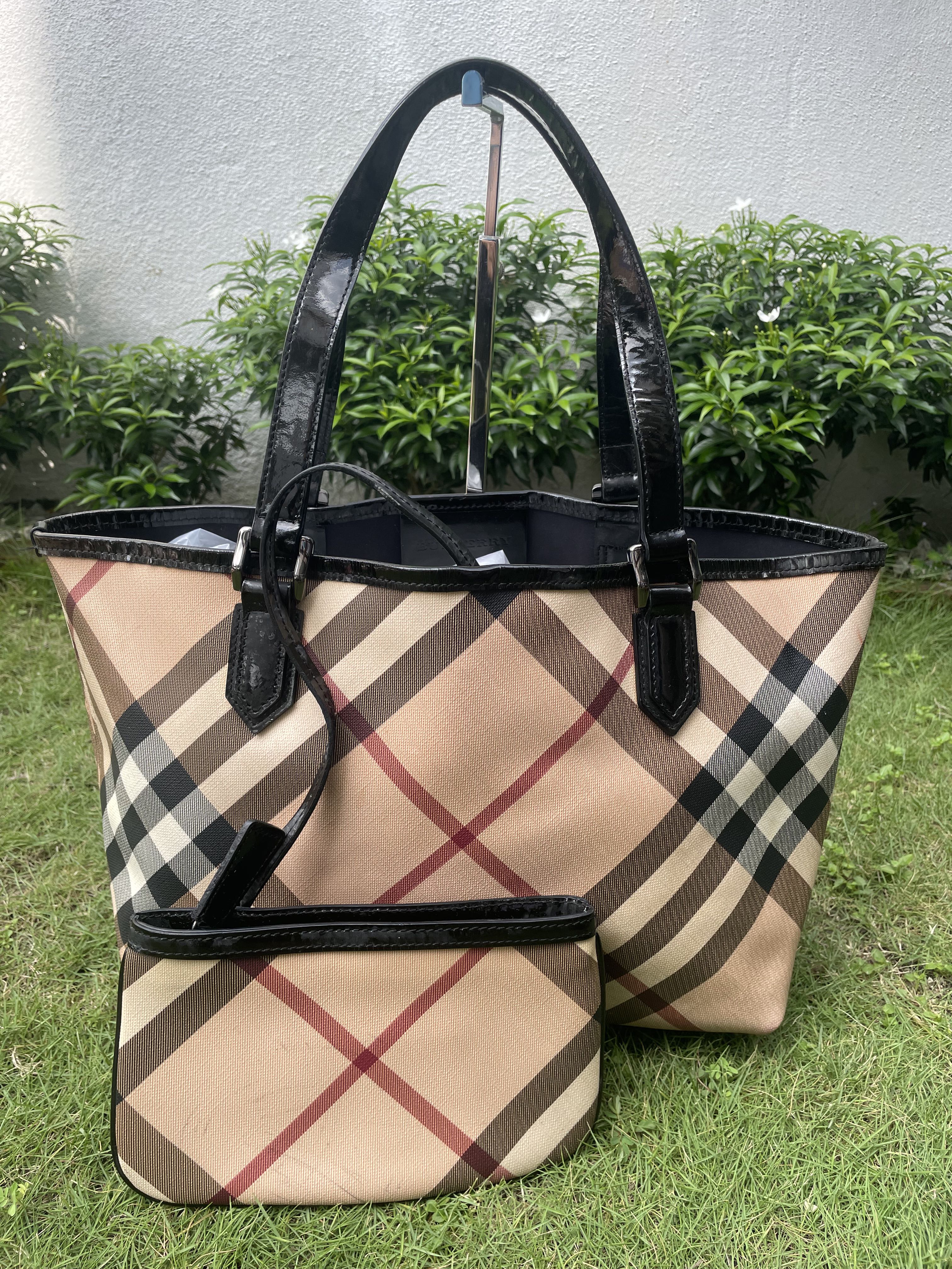 Burberry Tote bag - 1