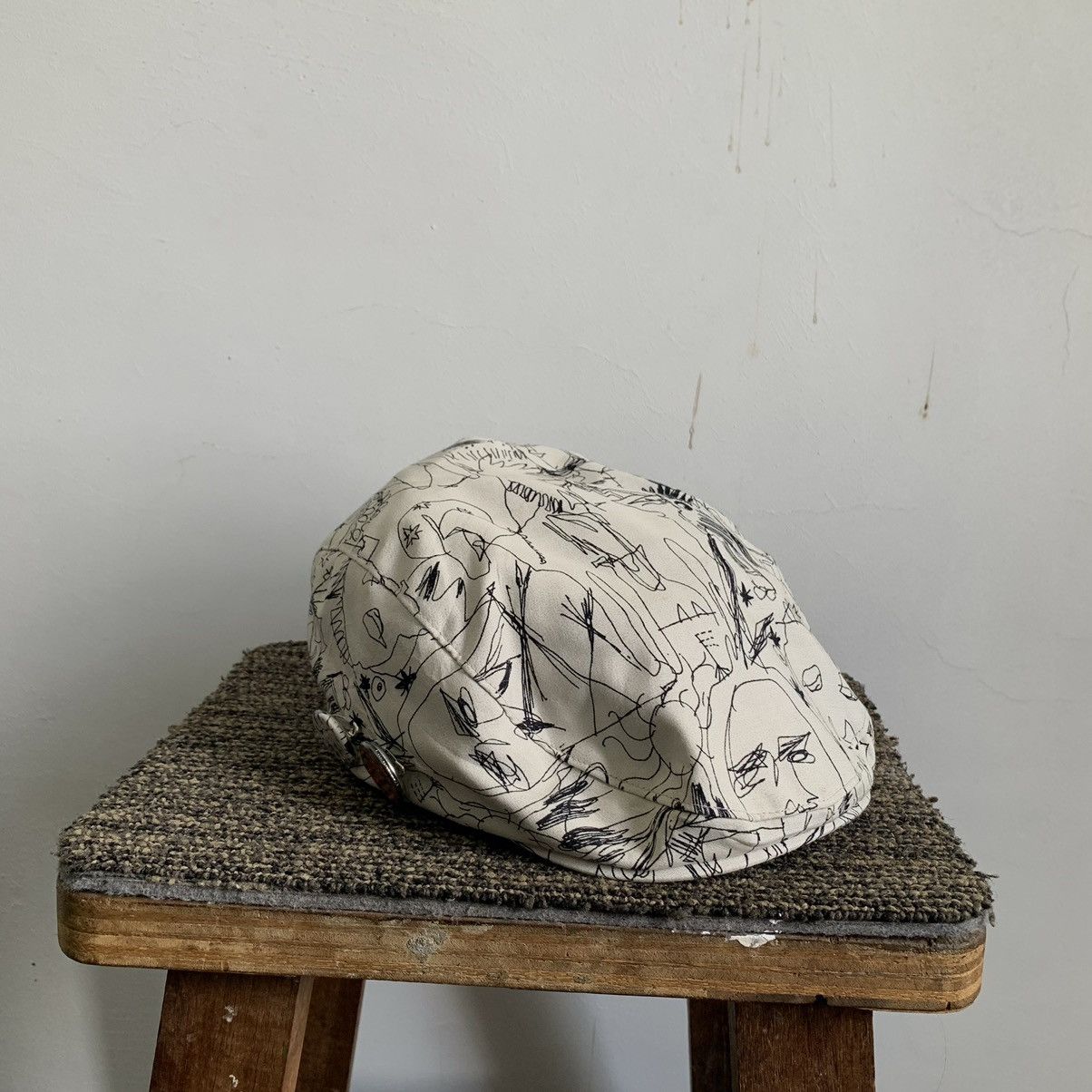 Slang Full Print Barreta Bucket Hat Cap - 1