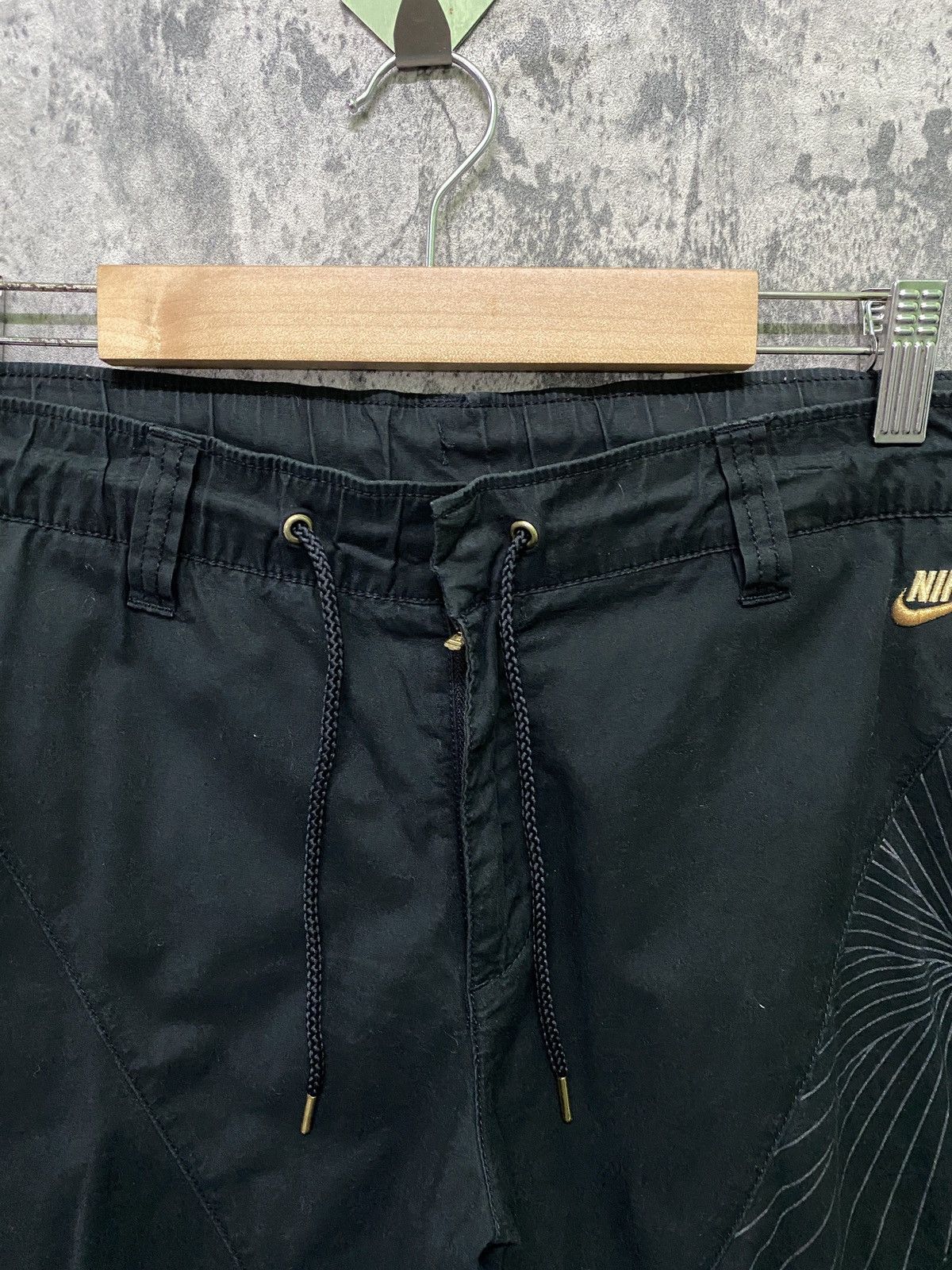 Nike Cargo Multi Pocket Utility Drawstring Pants - 9