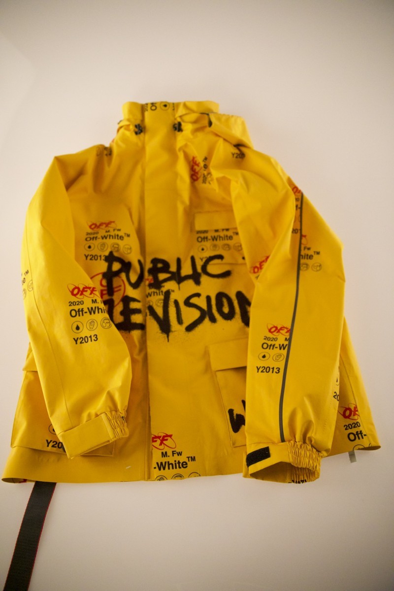 GORE-TEX YELLOW SKI JACKET GRAFFITI - 12