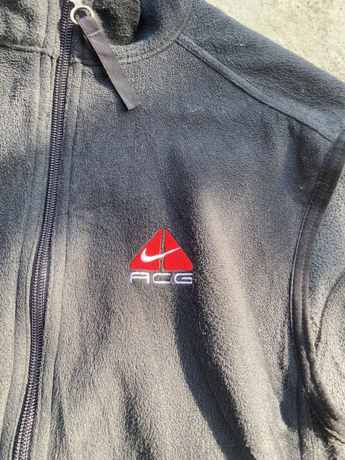 NIKE ACG GORPCORE OUTDOOR FLEECE VEST - 2