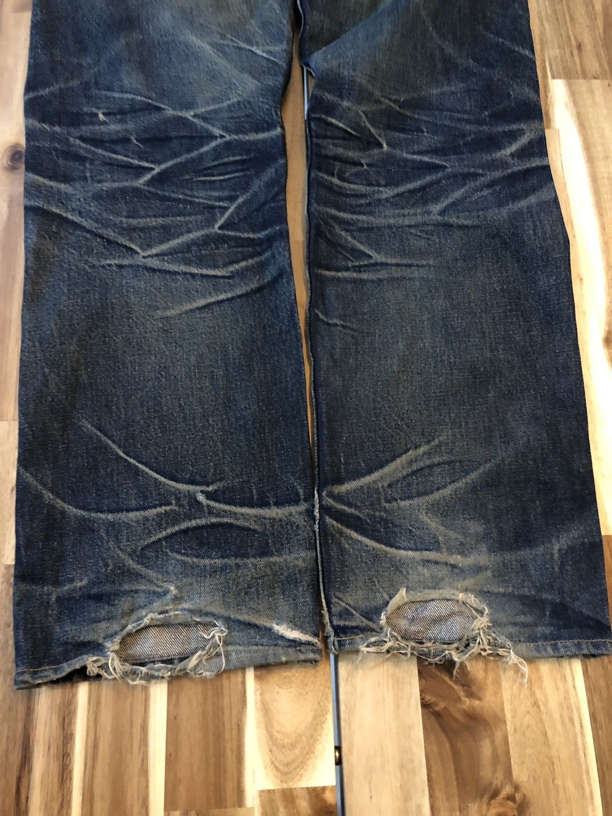 Vintage 90’s Trashed Levis 501xx Distressed Denim Jeans - 10