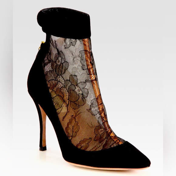 Gorgeous Valentino Lace And Suede Ankle Boots - 1