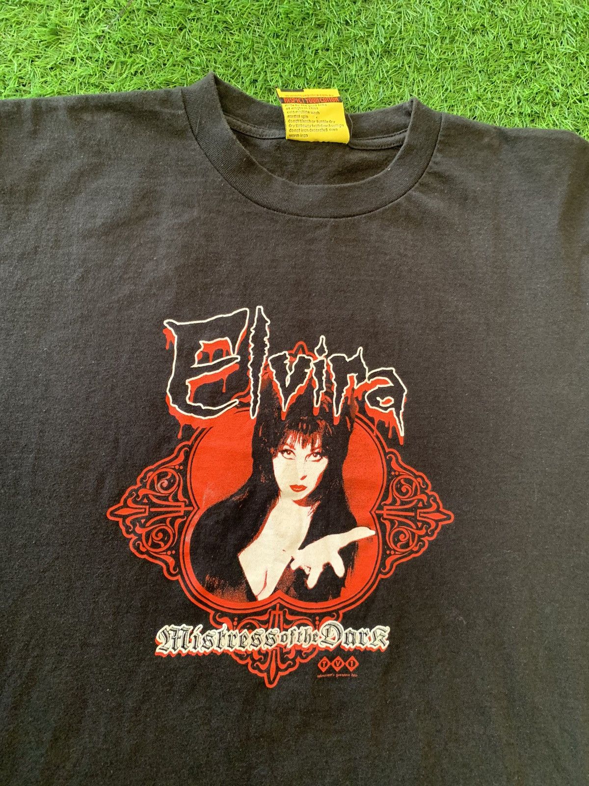 Vintage ELVIRA Mistress of the Dark Horror Movie - 2