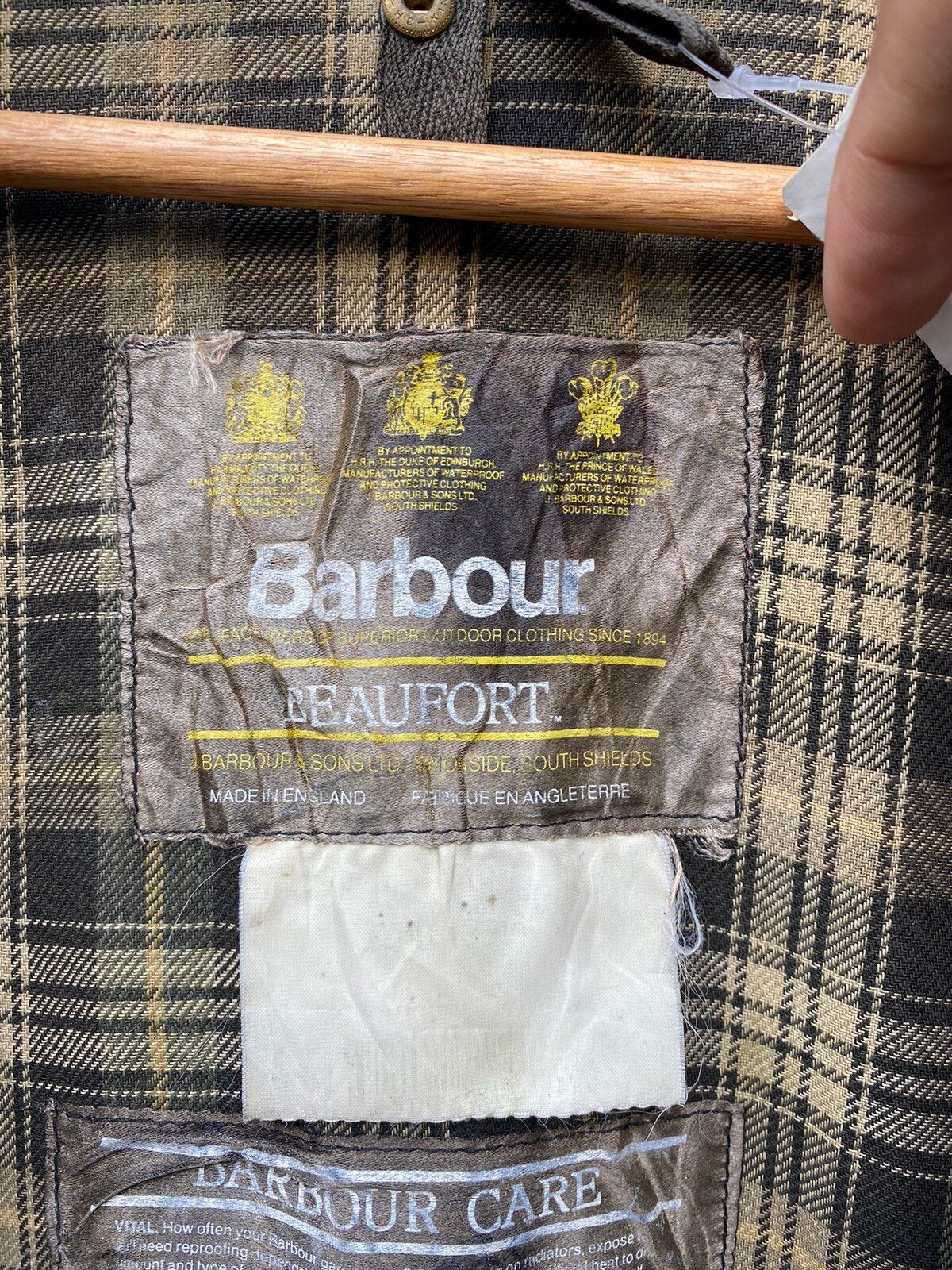 🏴󠁧󠁢󠁥󠁮󠁧󠁿 Vintage Barbour Classic Beaufort Waxed Jacket - 9