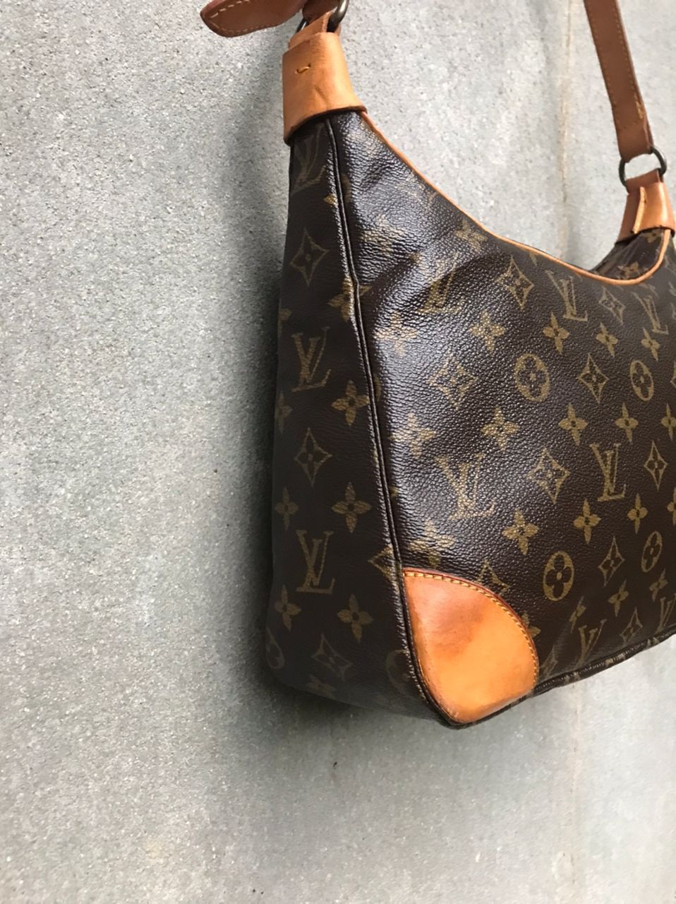 Authentic Louis Vuitton Boulogne One Shoulder Bag - 9