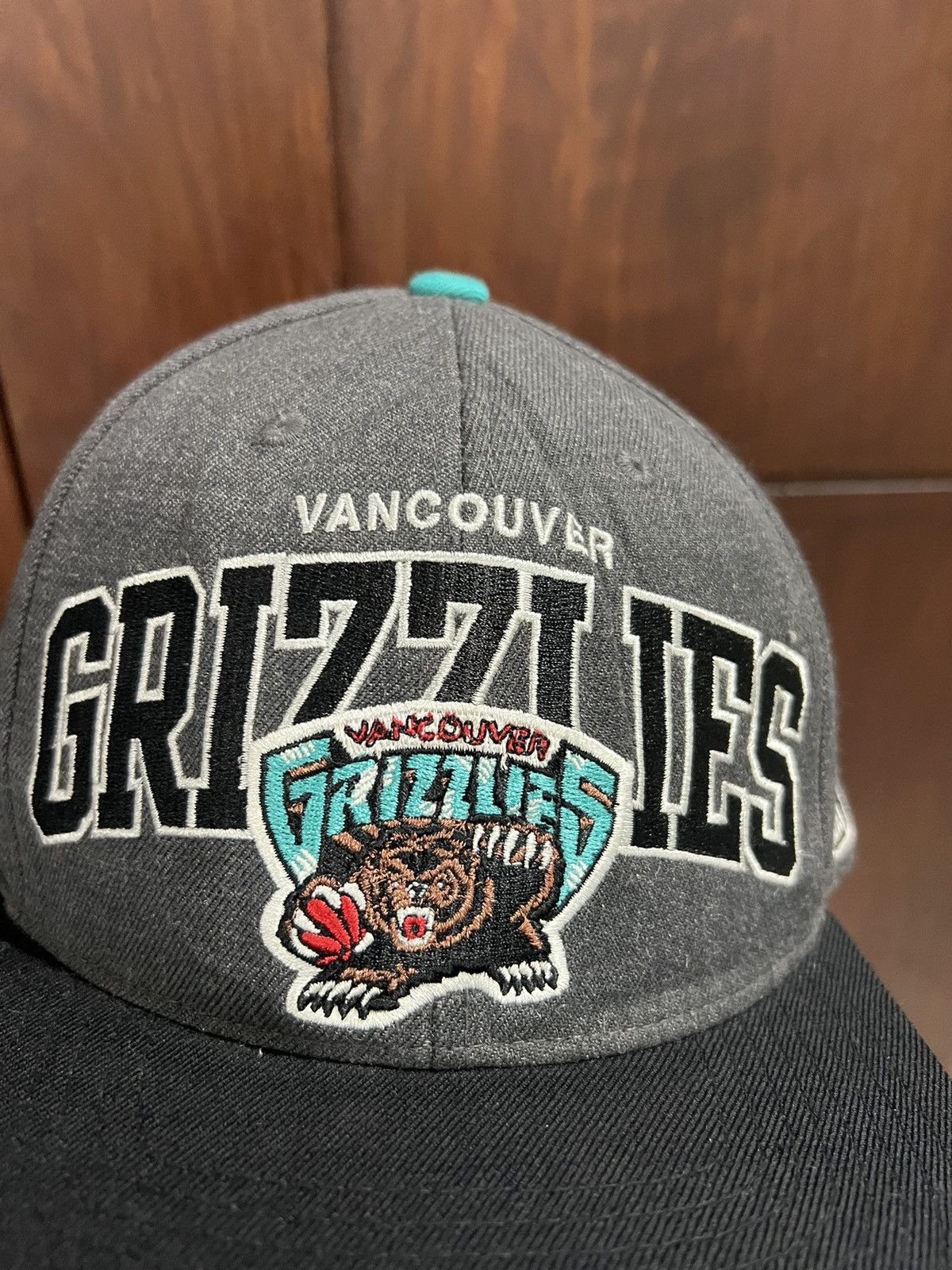 Mitchell & Ness Vancouver Grizzlies NBA Hat Cap - 2