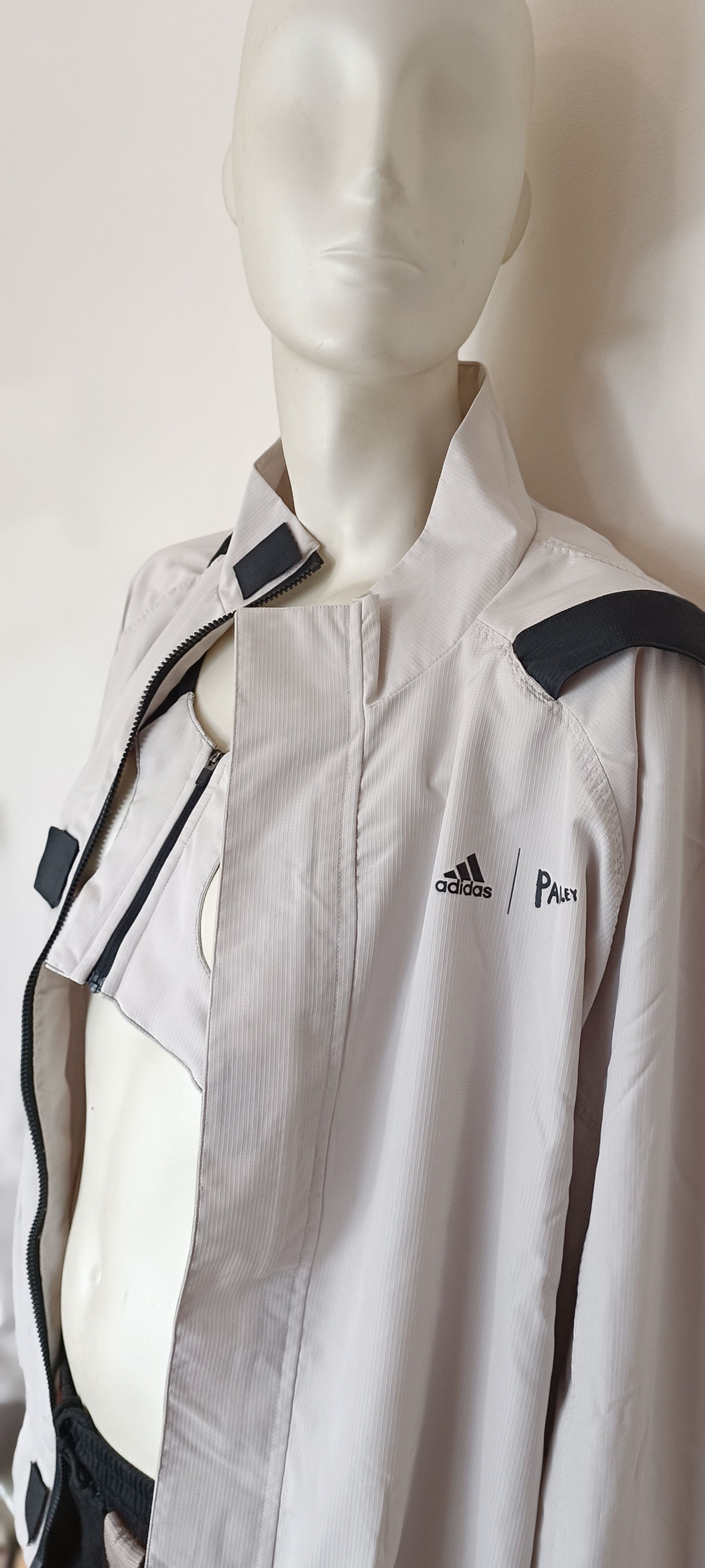 Adidas Parley Women's LDN 'AEROREADY' Techwear Jacket UK - 17