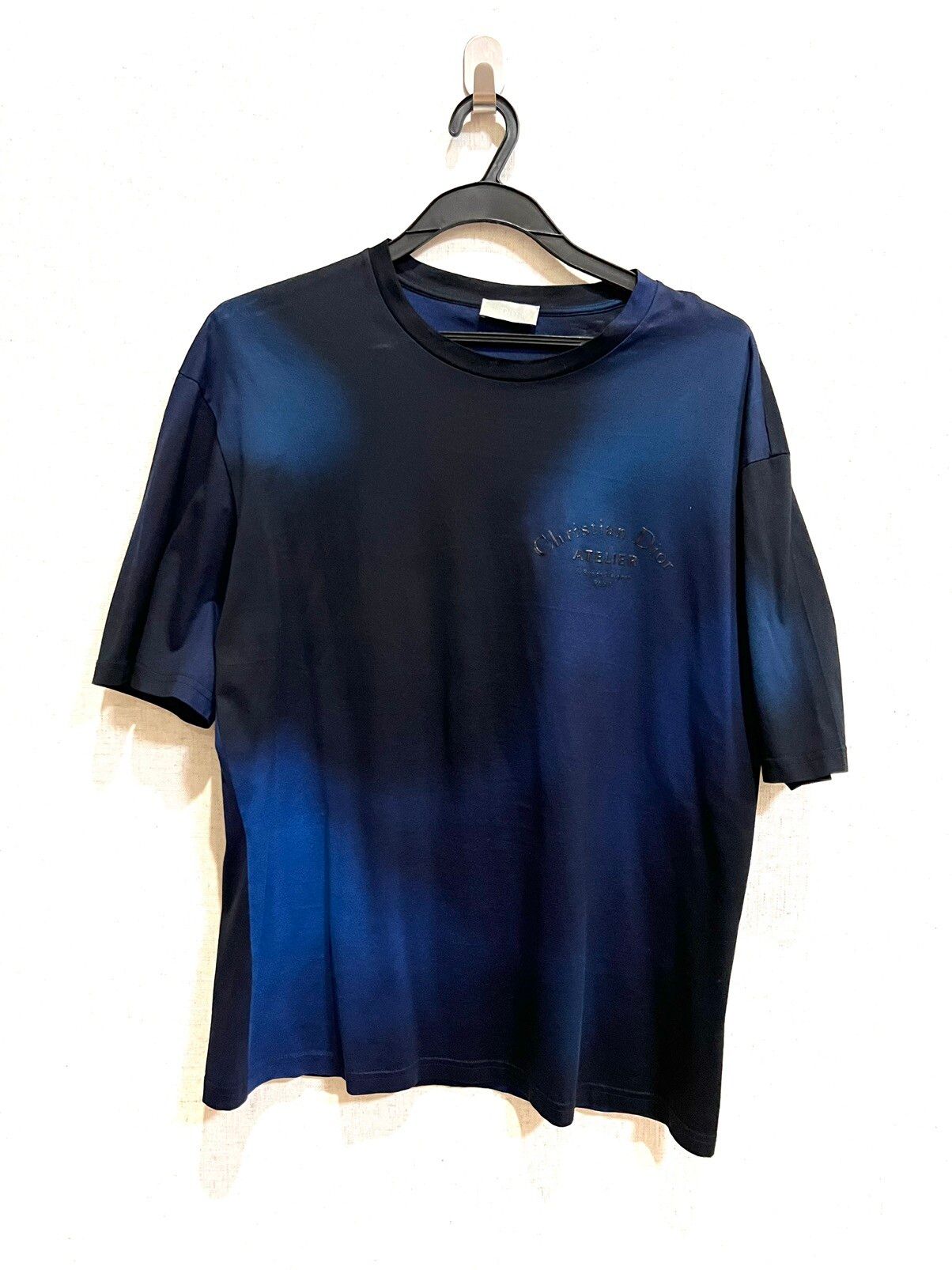 Christian Dior atelier store exclusive tee - 2