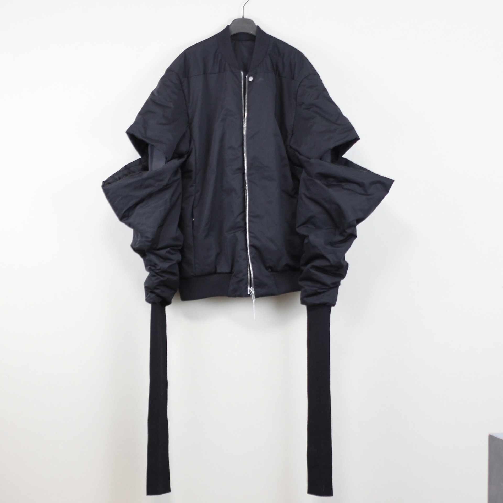 Rick owens bomber jacket with extra long gauntlet sleeves - 1