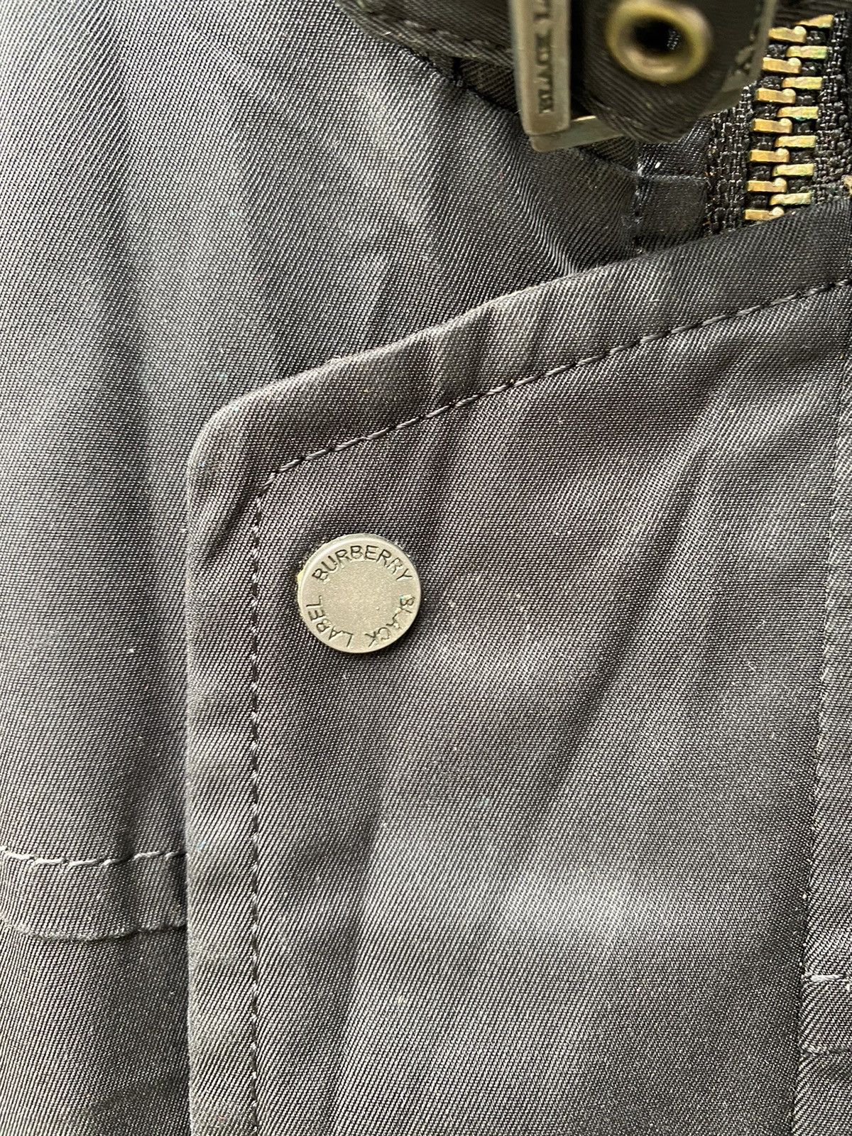 Burberry Nova Check Duffle Coat Made In Japan - 6
