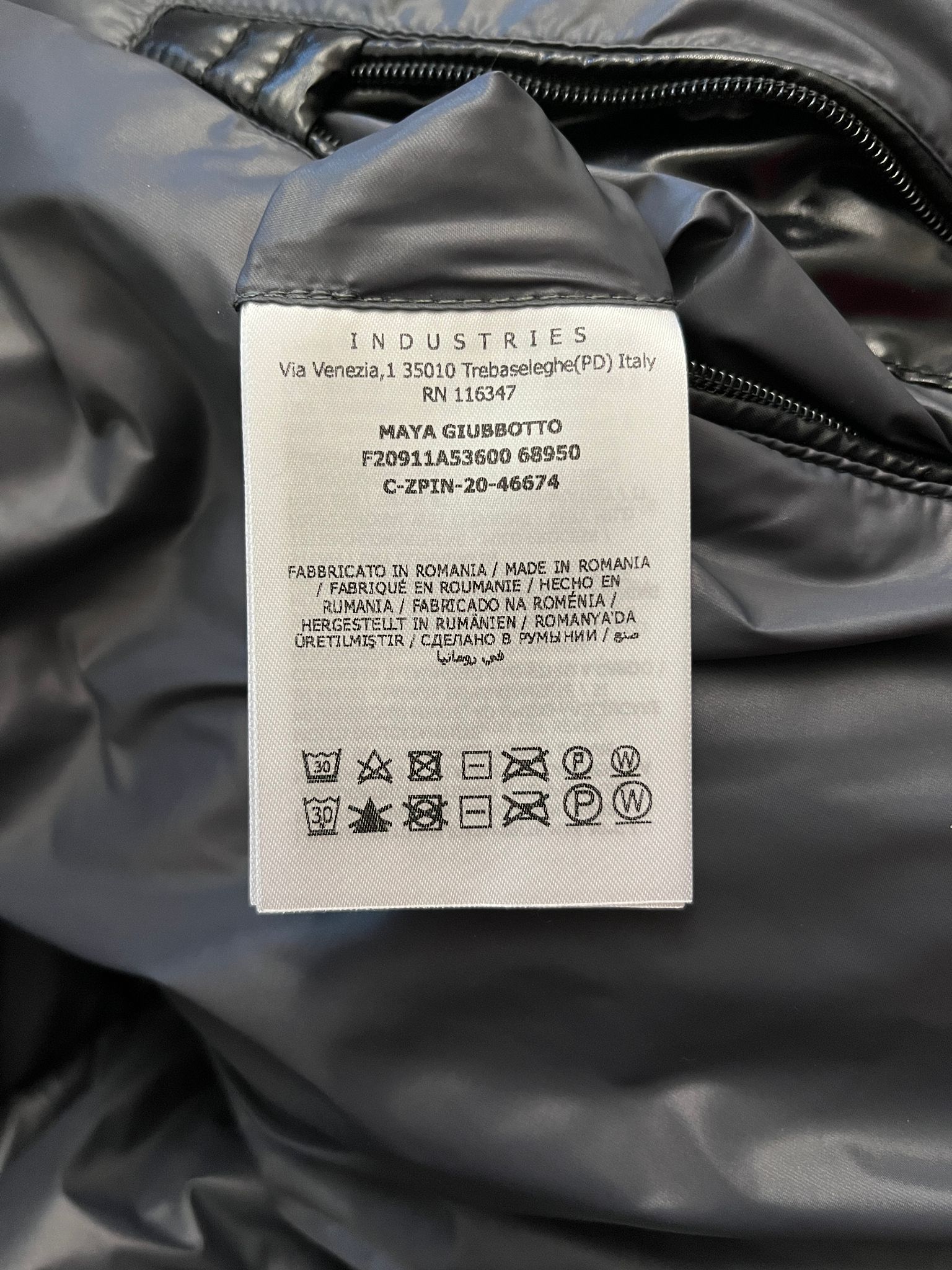 Moncler Maya short Down jacket  - 5