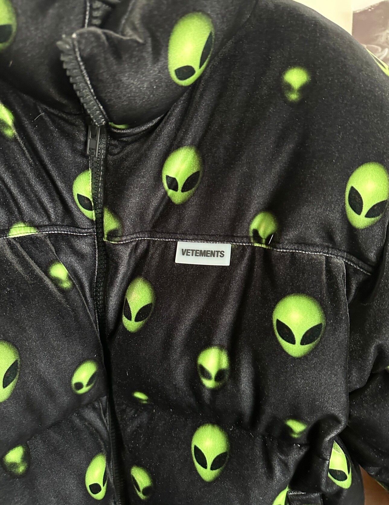 Vetements Alien Puffer Jacket - 3