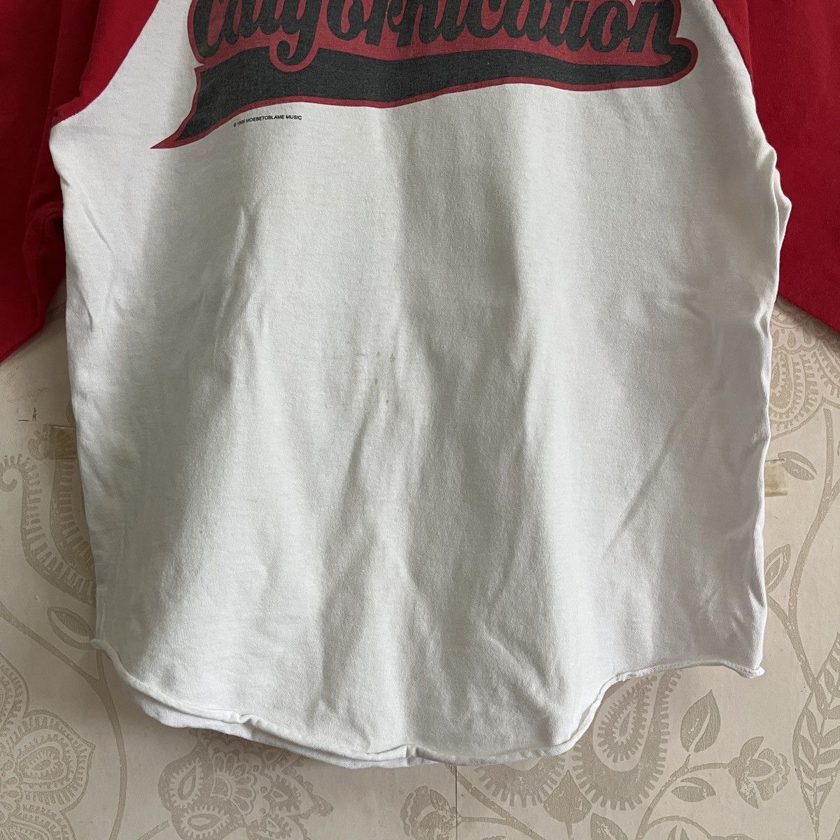 Vintage 1999 Red Hot Chili Peppers Californication Raglan - 9
