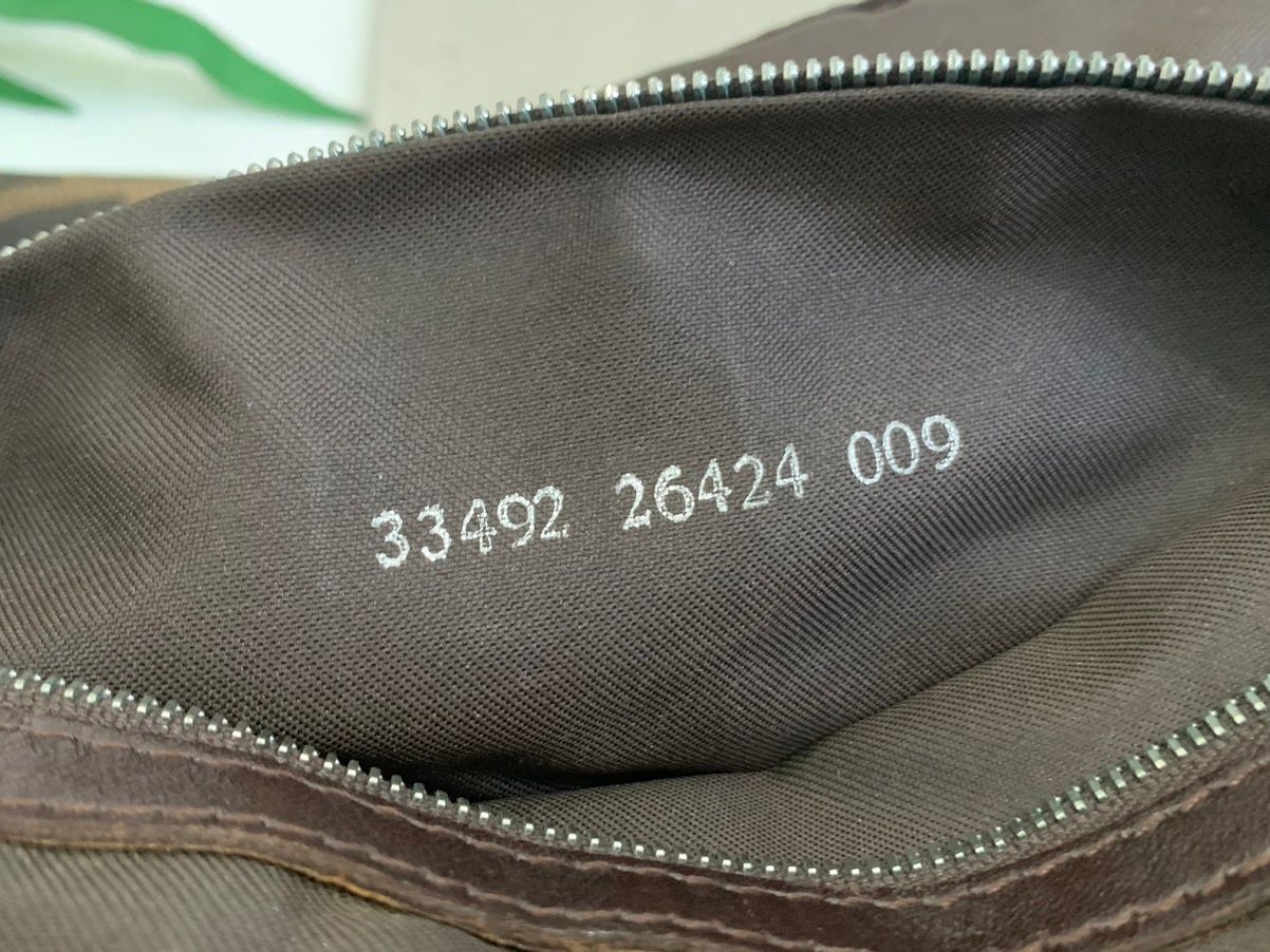 Authentic vintage Fendi baguette handbag. - 17