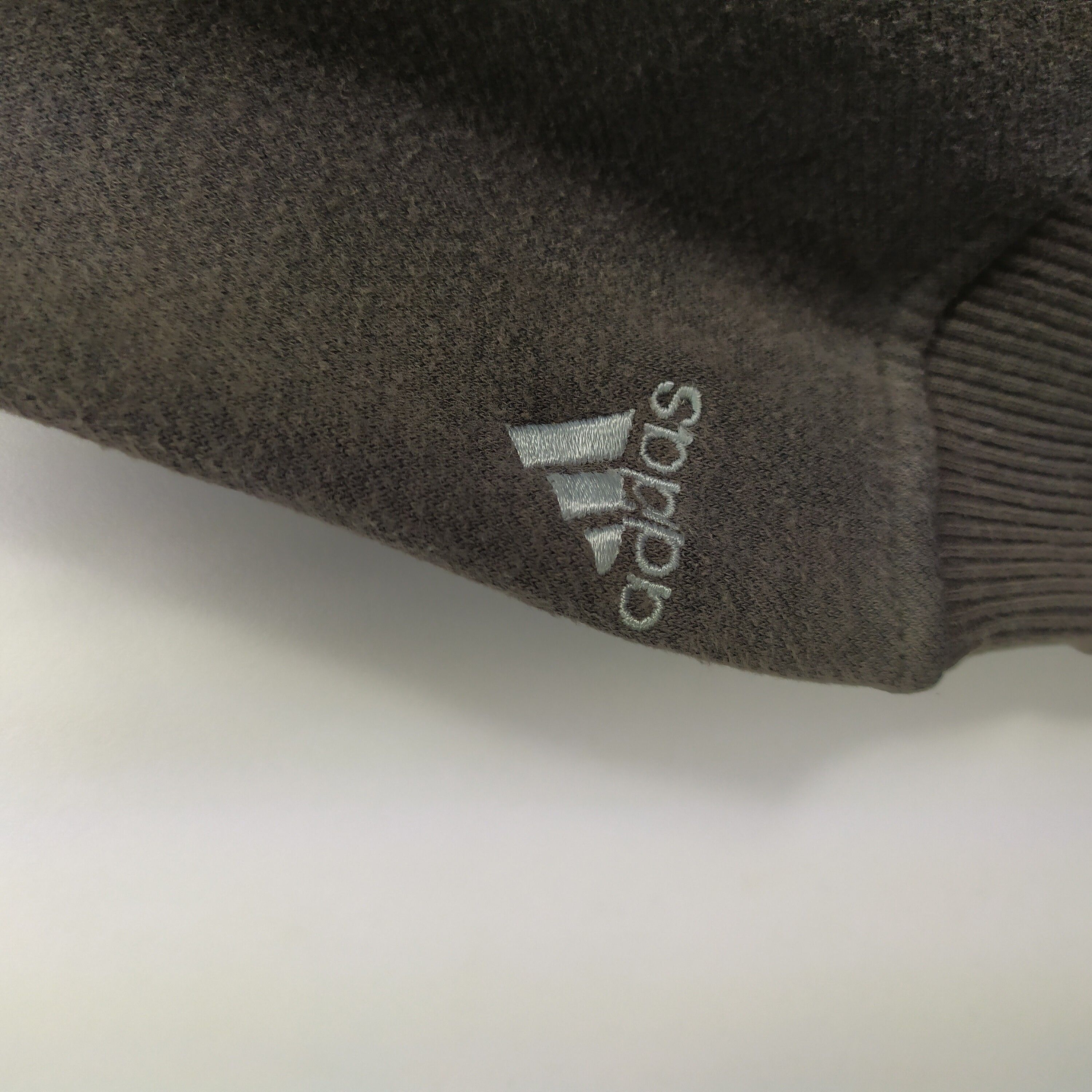 Adidas Vintage 90s Embroidery Logo Crewneck Sweatshirt - 3
