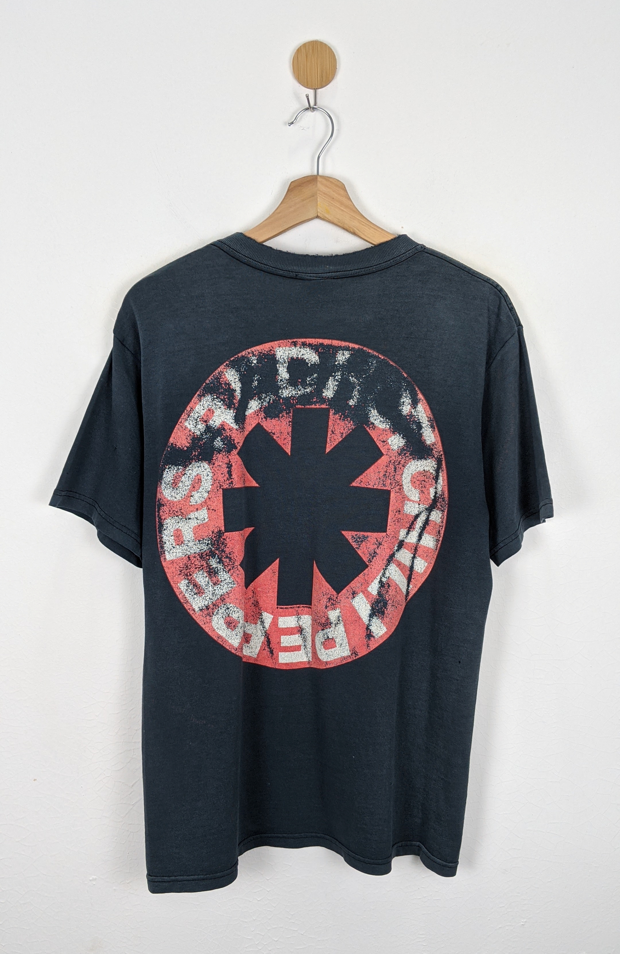 Vintage - Vintage 90s Red Hot Chili Peppers RHCP Picasso Art shirt