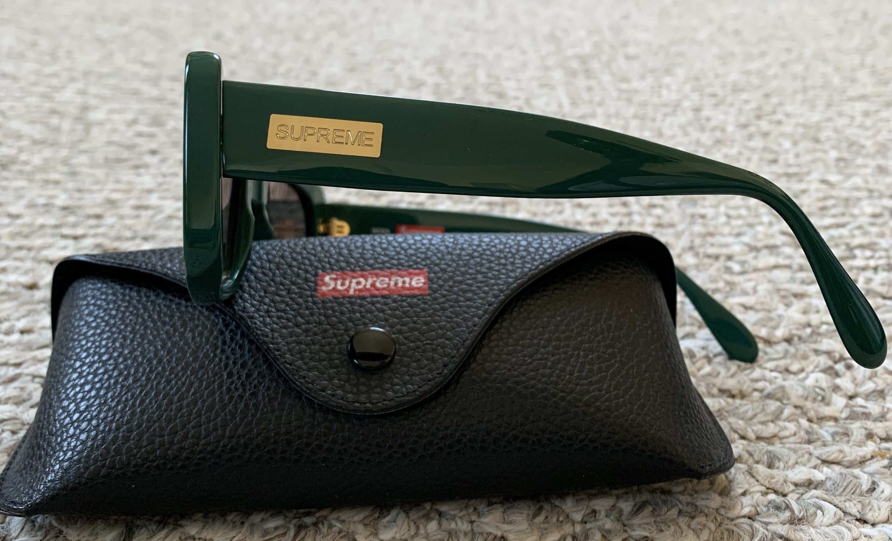 S/S 2016 Supreme Moda Sunglasses w/case - 5