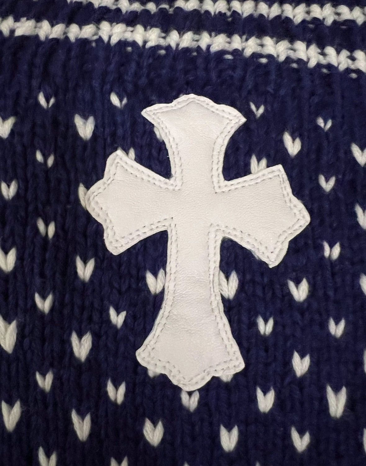 Cross patch silver plus cross heart cashmere sweater - 5