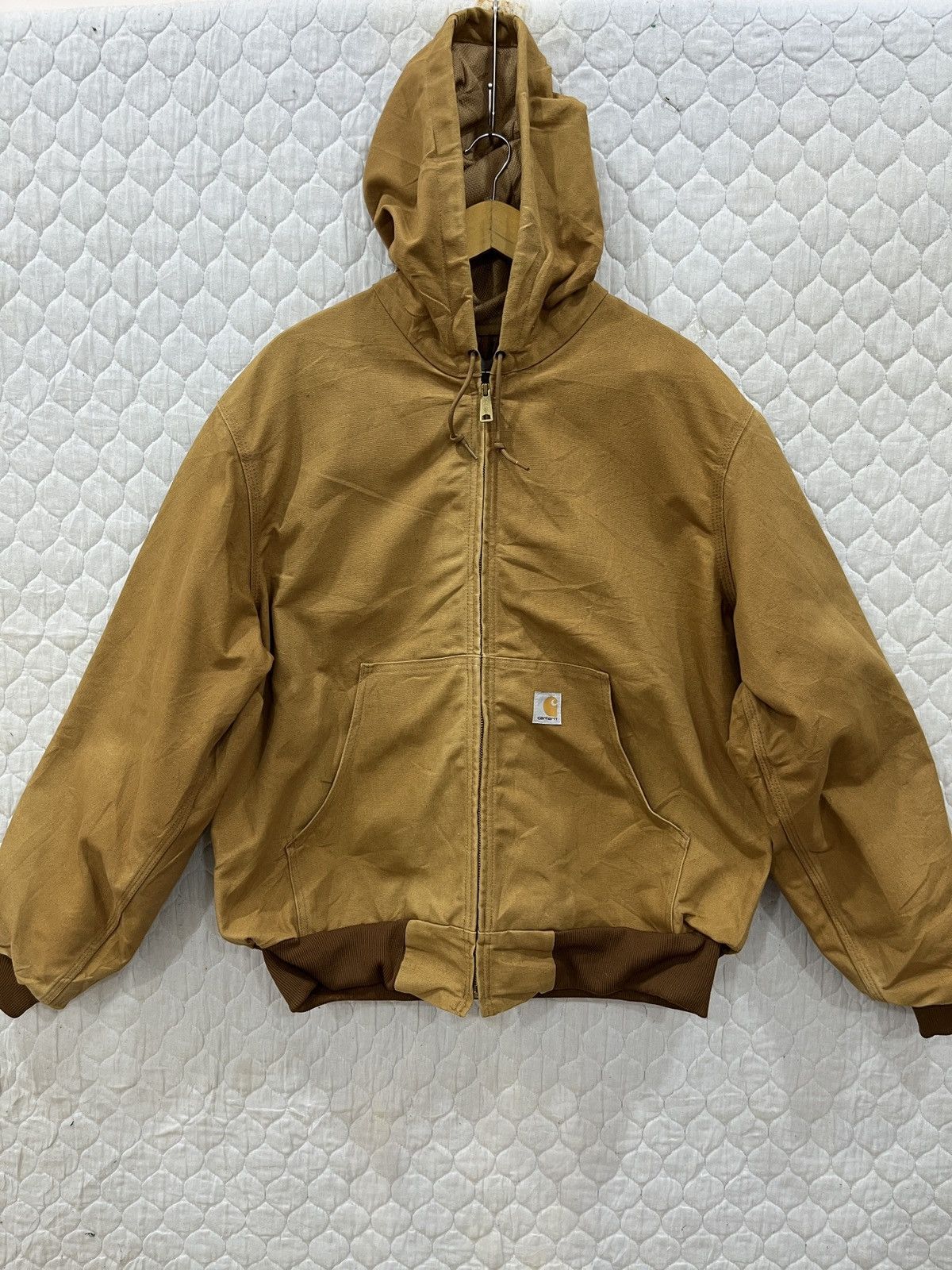 Vintage - (Uu). CARHARTT IRR UFCW DUCK CANVAS HOODIE JACKET - 1