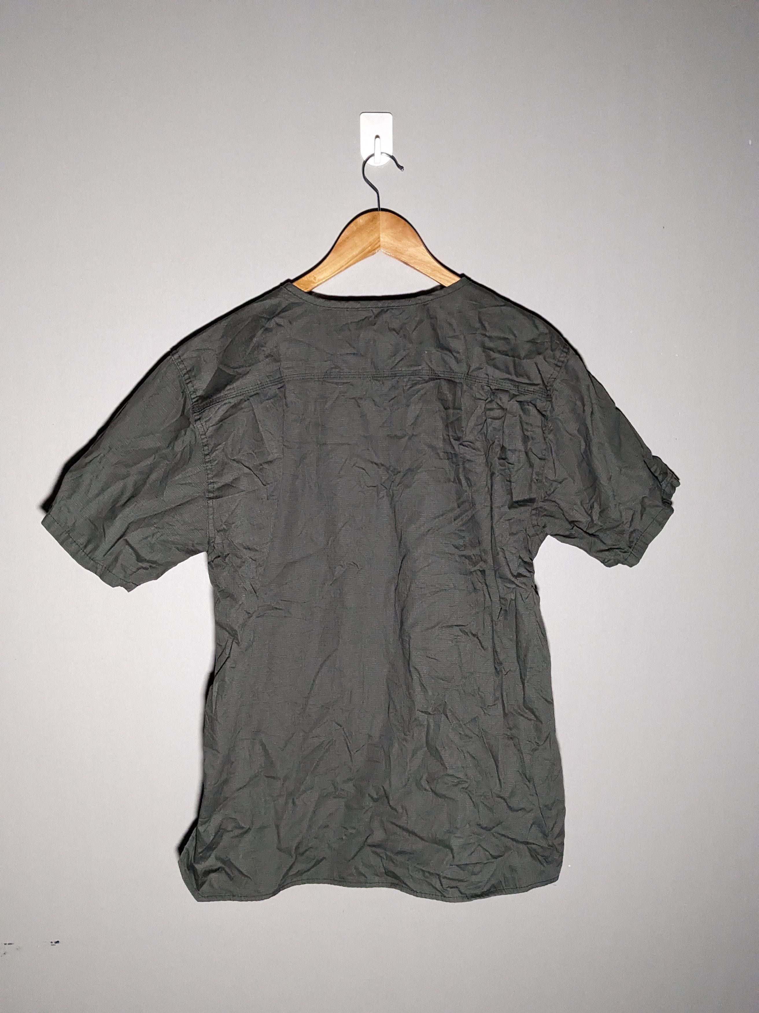 Carhartt Scrub Shirt Top Army Green Size M - 2