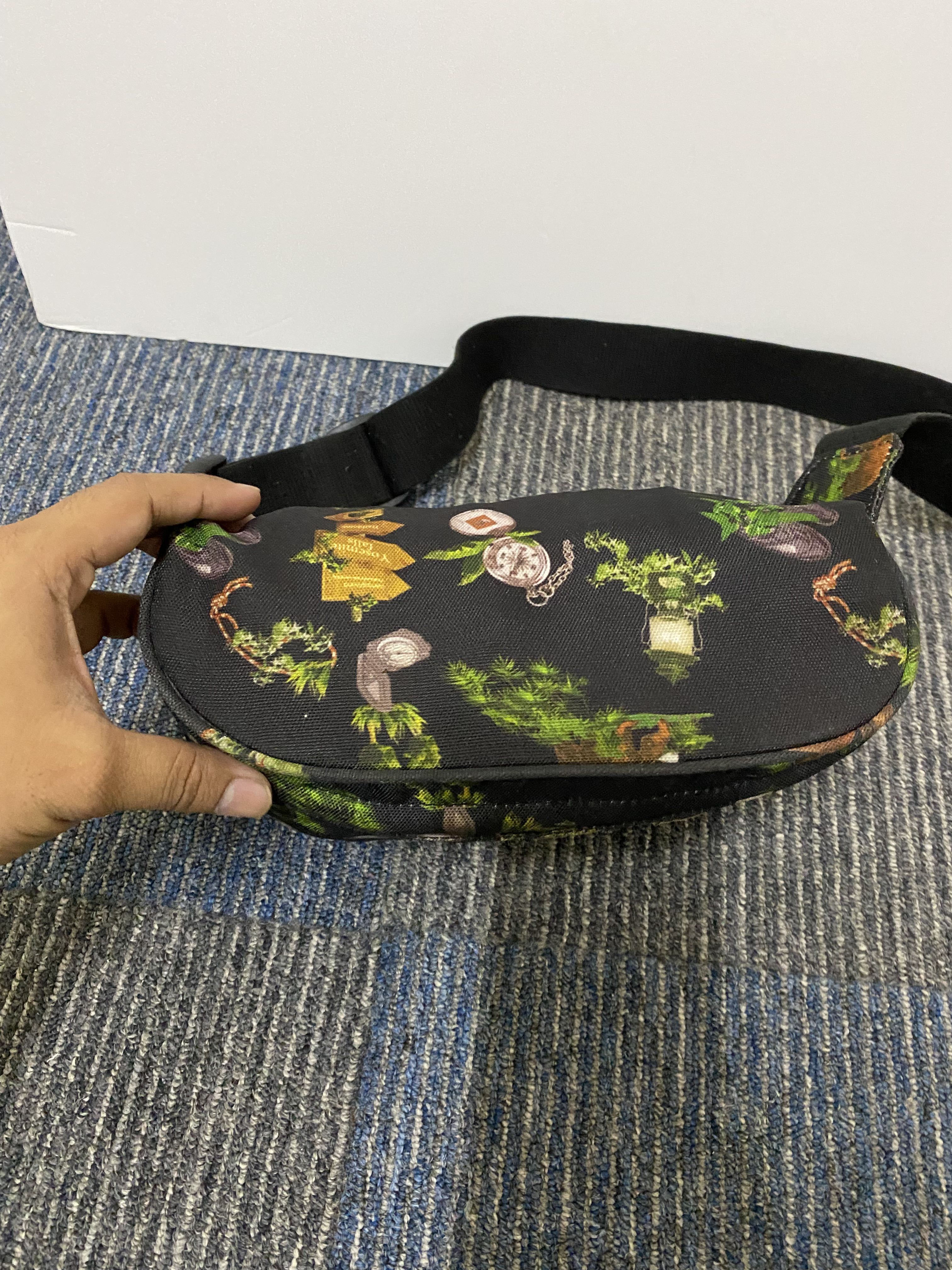 THE NORTH FACE BERKELEY Fullprint Pouch Bag Waist Crossbody - 7
