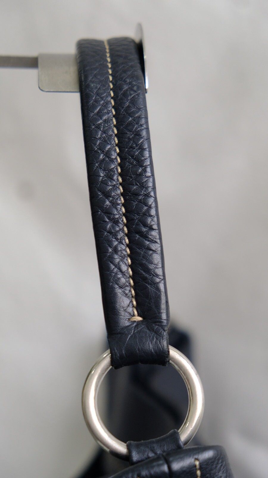 Authentic Prada black leather and nylon shoulder bag - 7