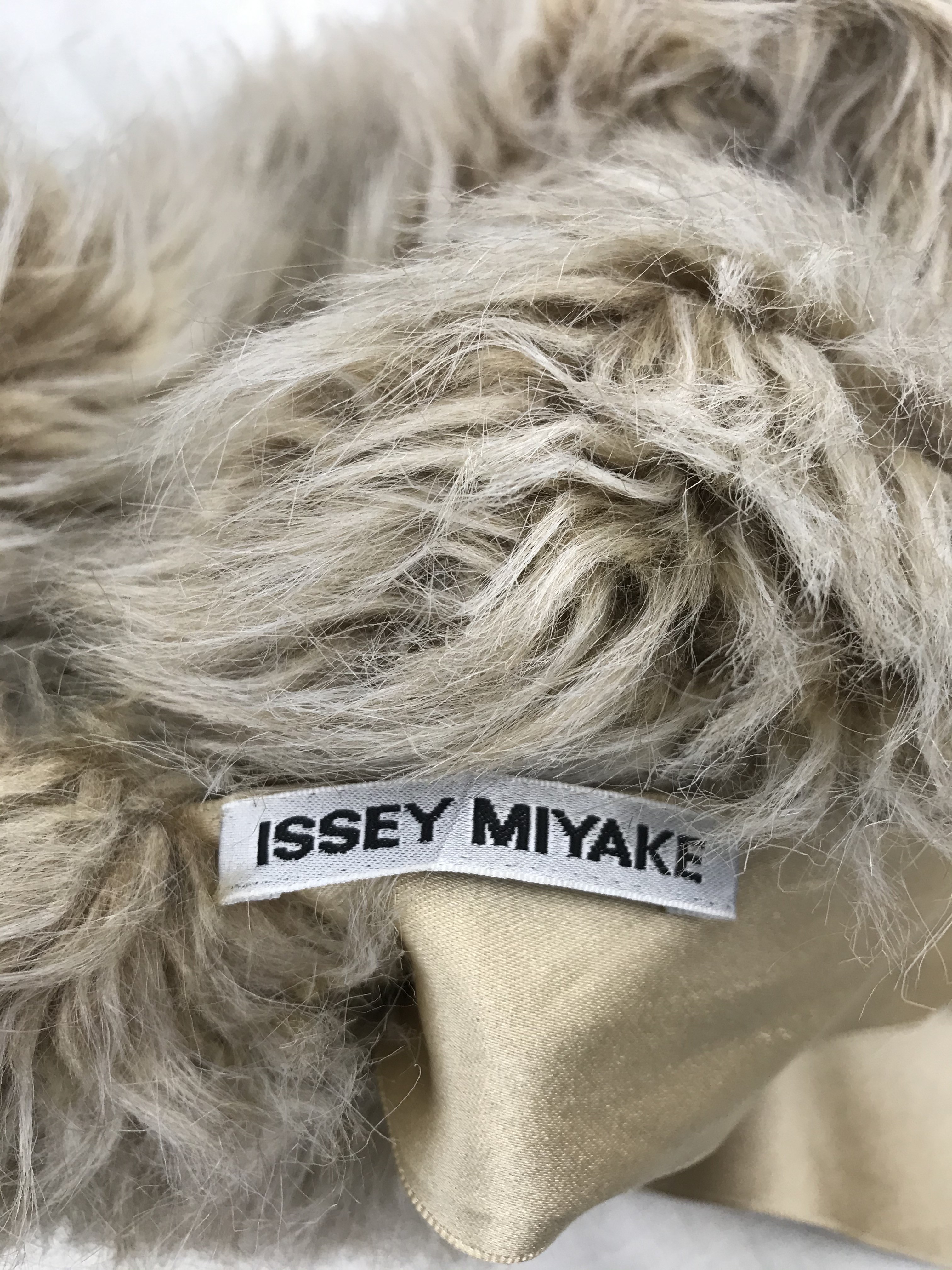 Issey Miyake - Issey Miyake Faux Fur Scarf/Muffler/Wool - 5