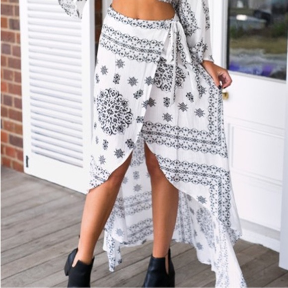 boutique - Bandana Scarf Print Boho Festival Asymmetrical Wrap Skirt - 2