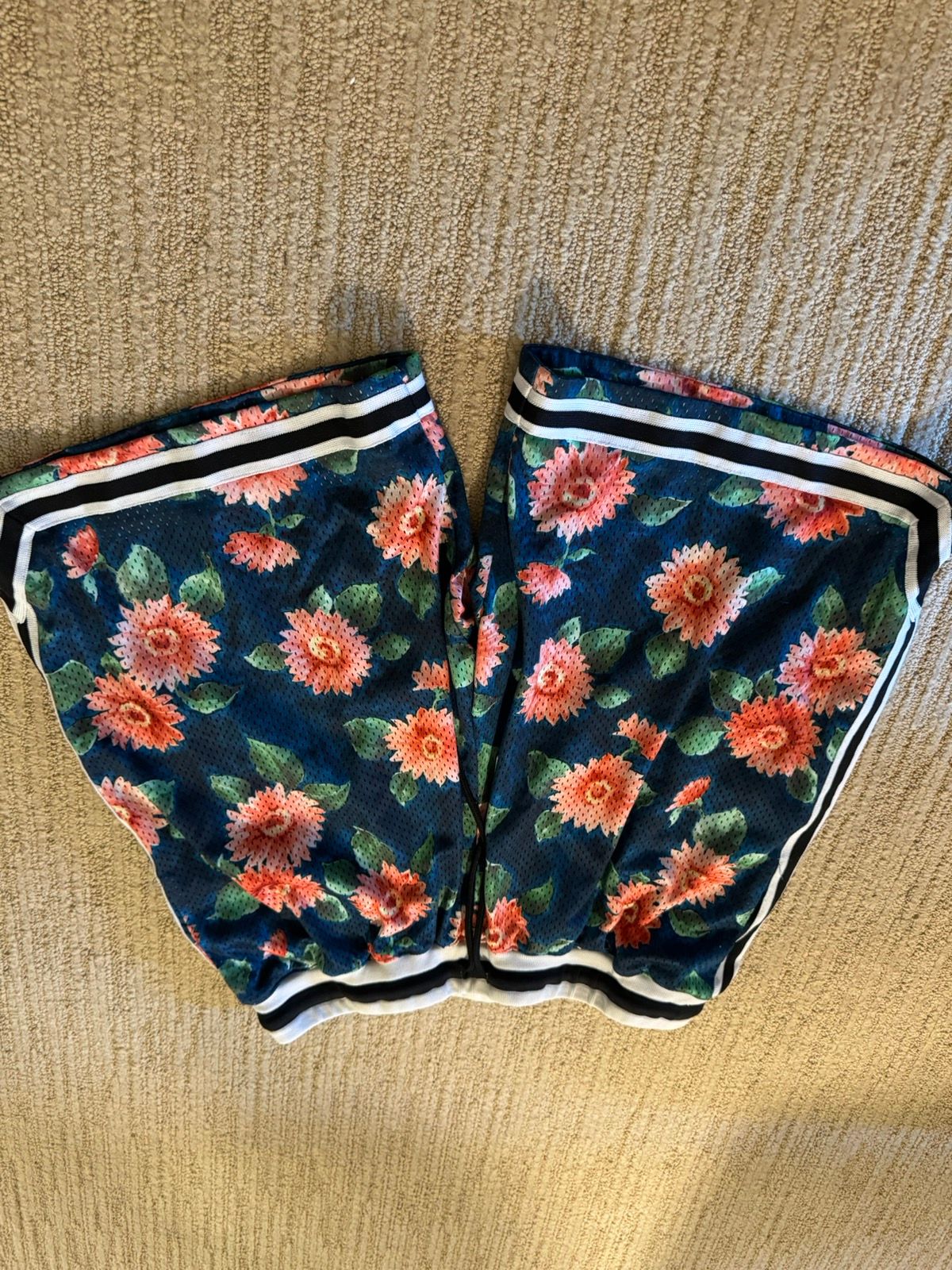 Flower practice shorts - 2
