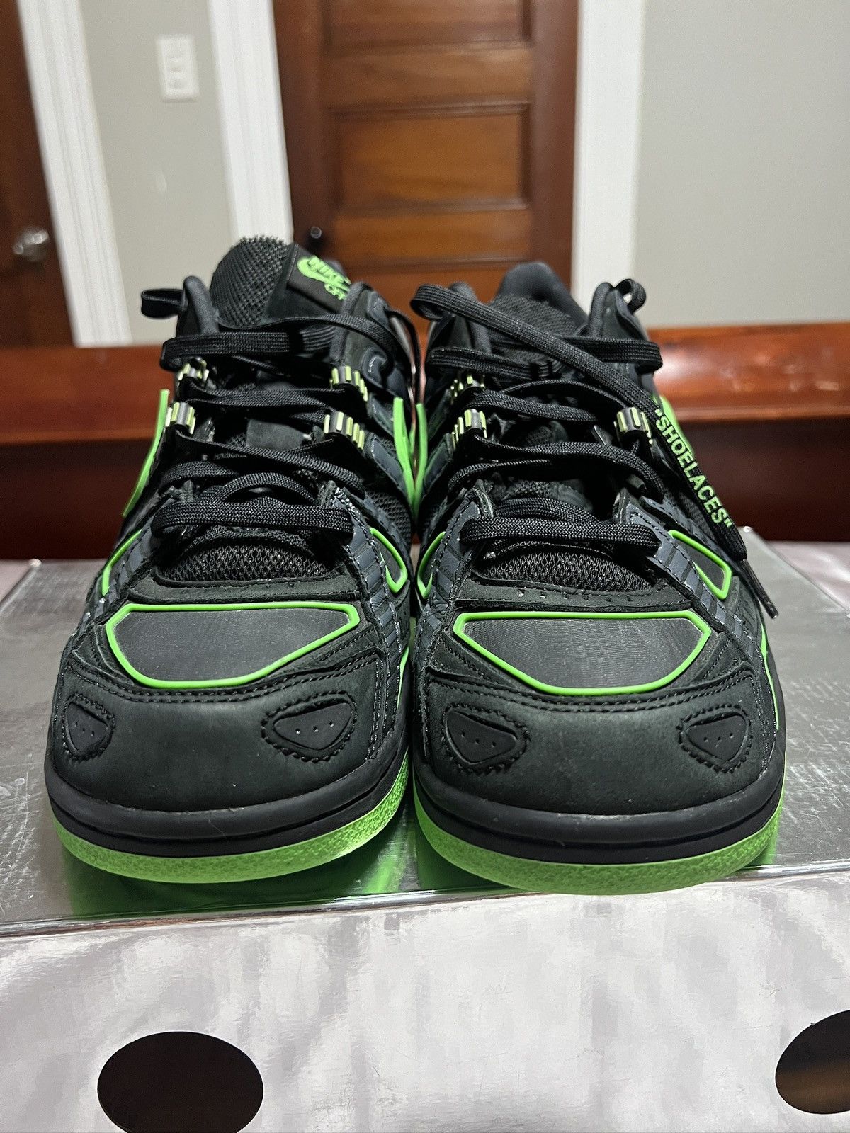 Off-White X Air Rubber Dunk ‘Green Strike’ - 2