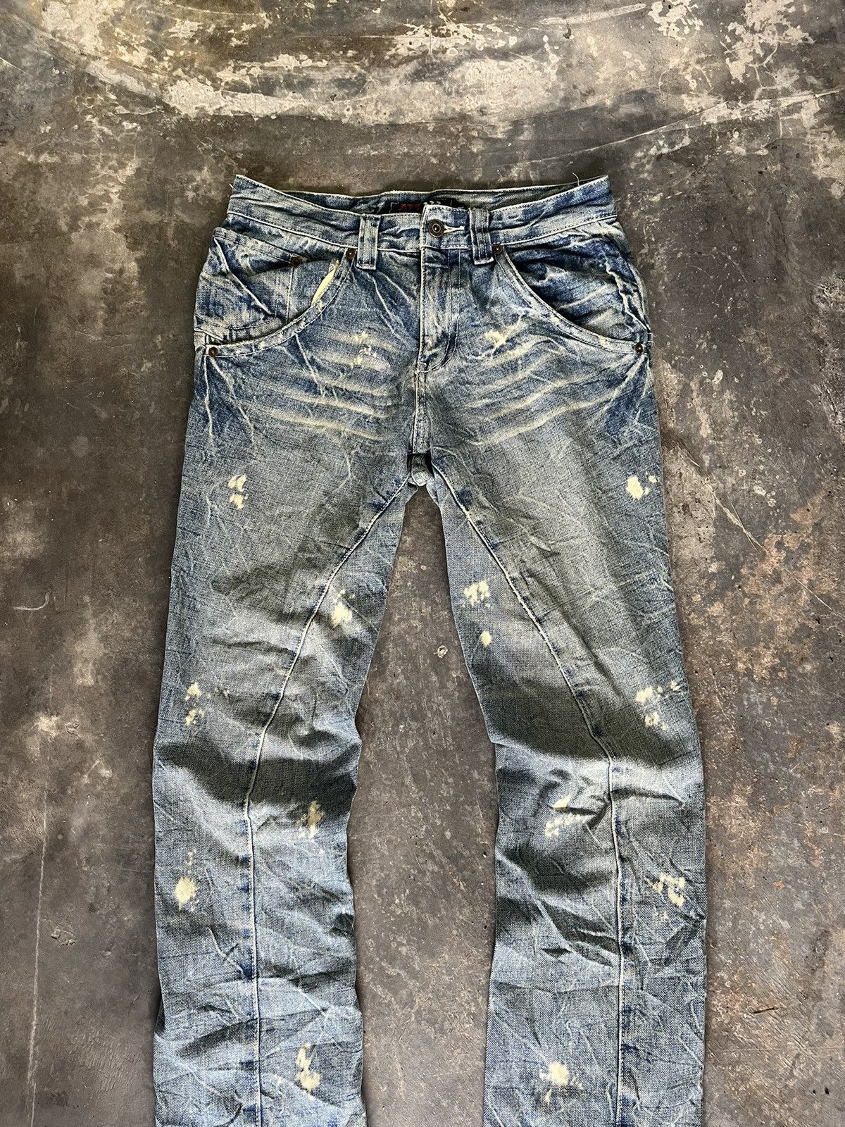 💥Vintage Distressed Banana Cut Denim - 4