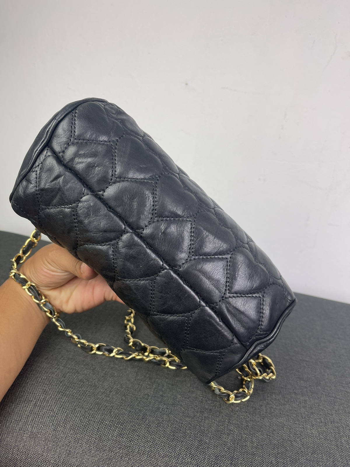 Steals🔥Moschino quilted Cylinder Black crossbody bag - 7