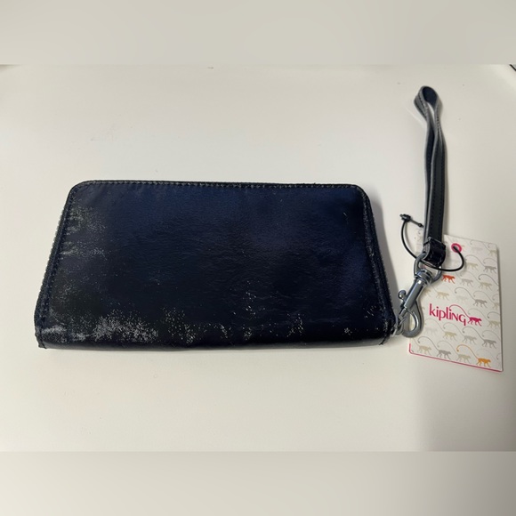 Kipling Women's Black Nylon Large Fashion Wristlet Wallet and Clutch - 3