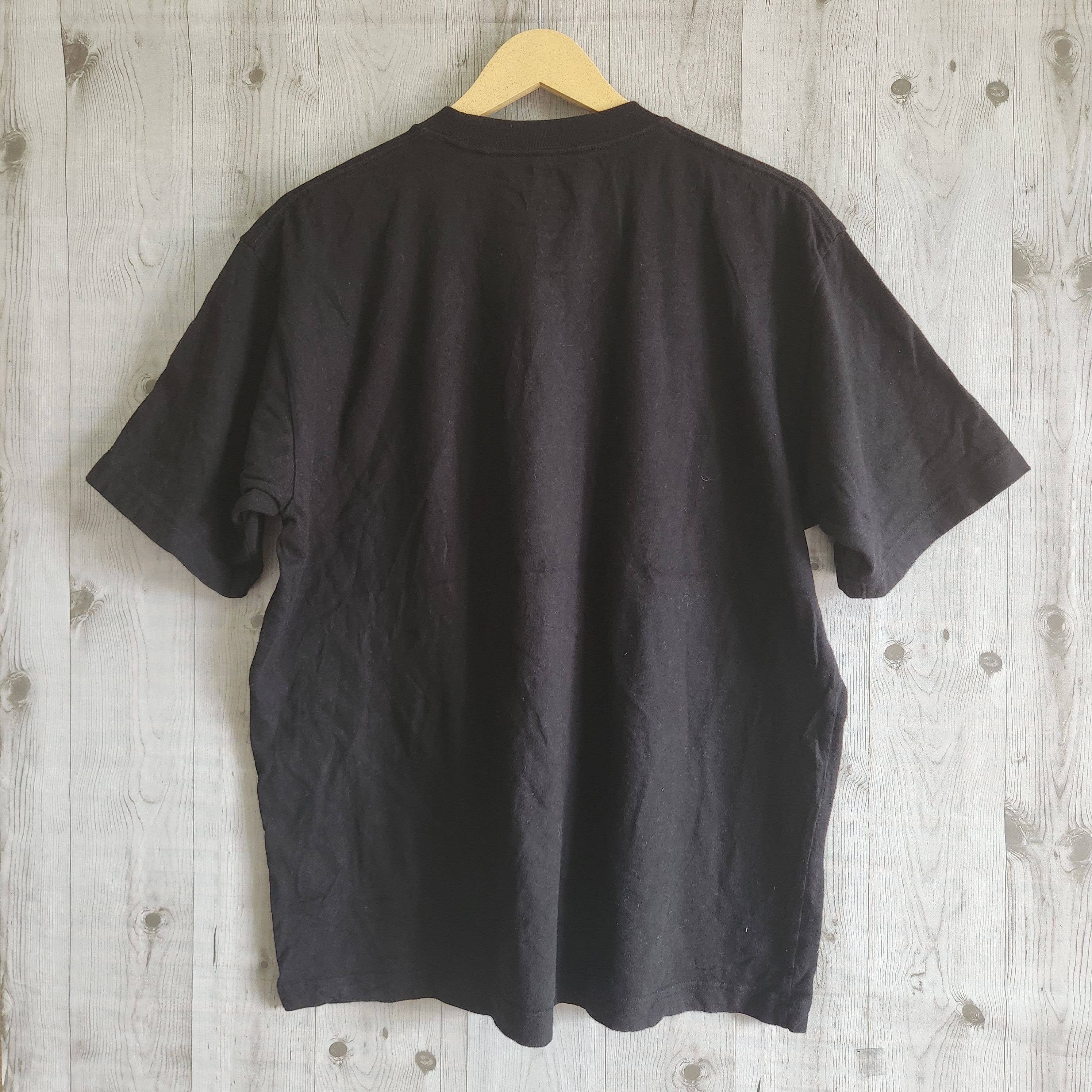 Billie Eilish X Uniqlo Black TShirt - 5