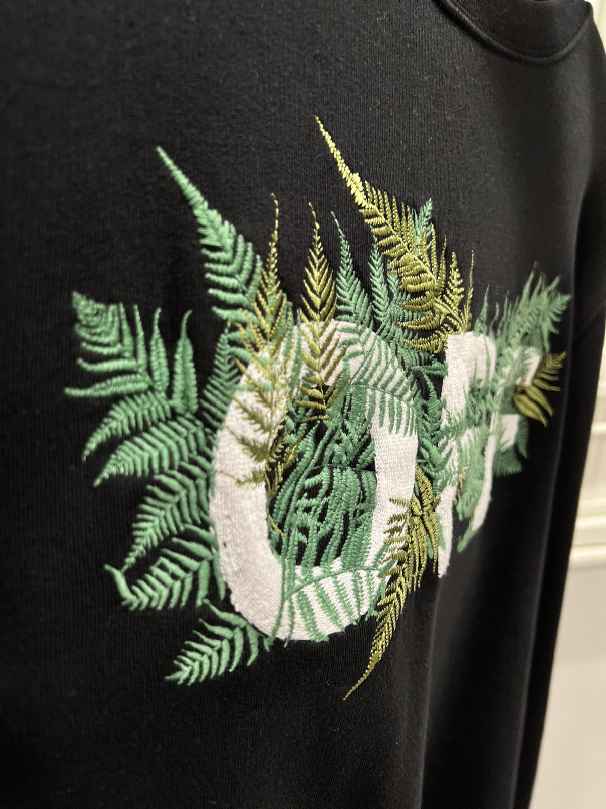 Off-White Off White Diagonals Ferns Sweater | naruto | REVERSIBLE