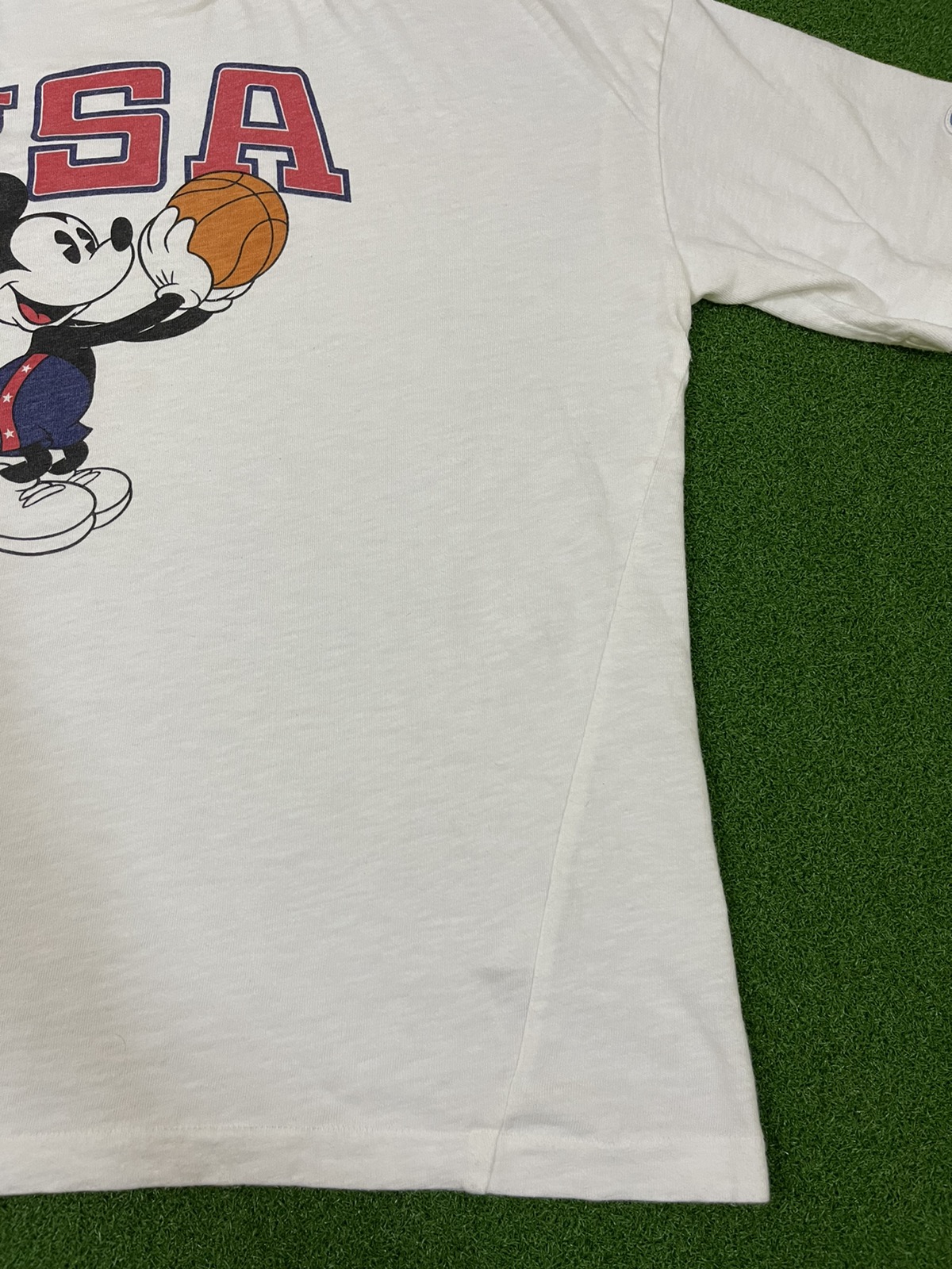 Vintage - NBA Minnie / Mickey Mouse / Eva / Khara / Supreme - 9