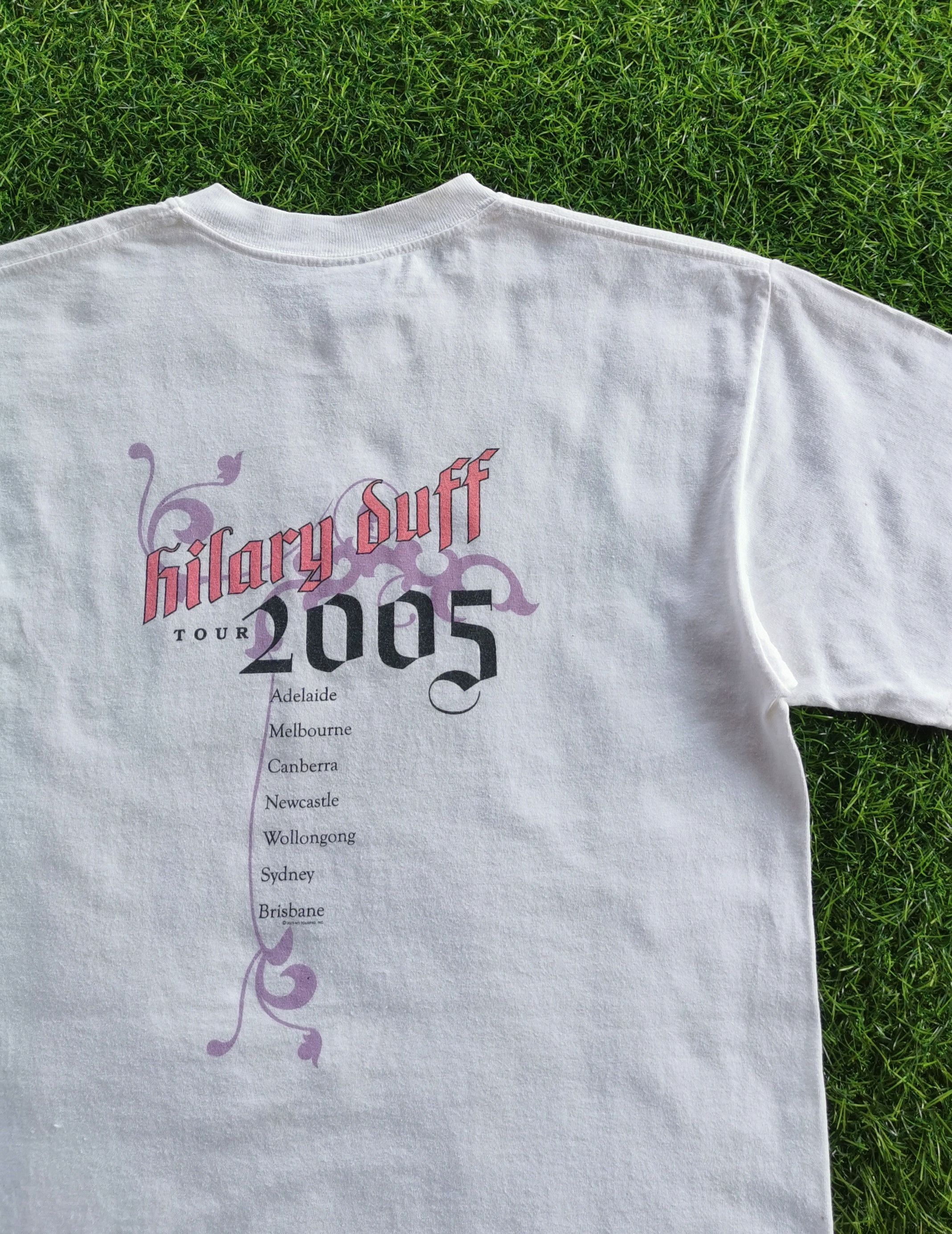 Hillary Duff Artist Vintage Y2K Tees - 4