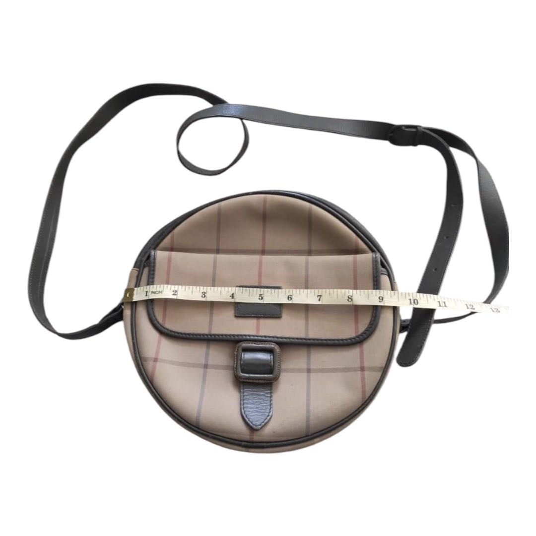 Burberry bag - 8