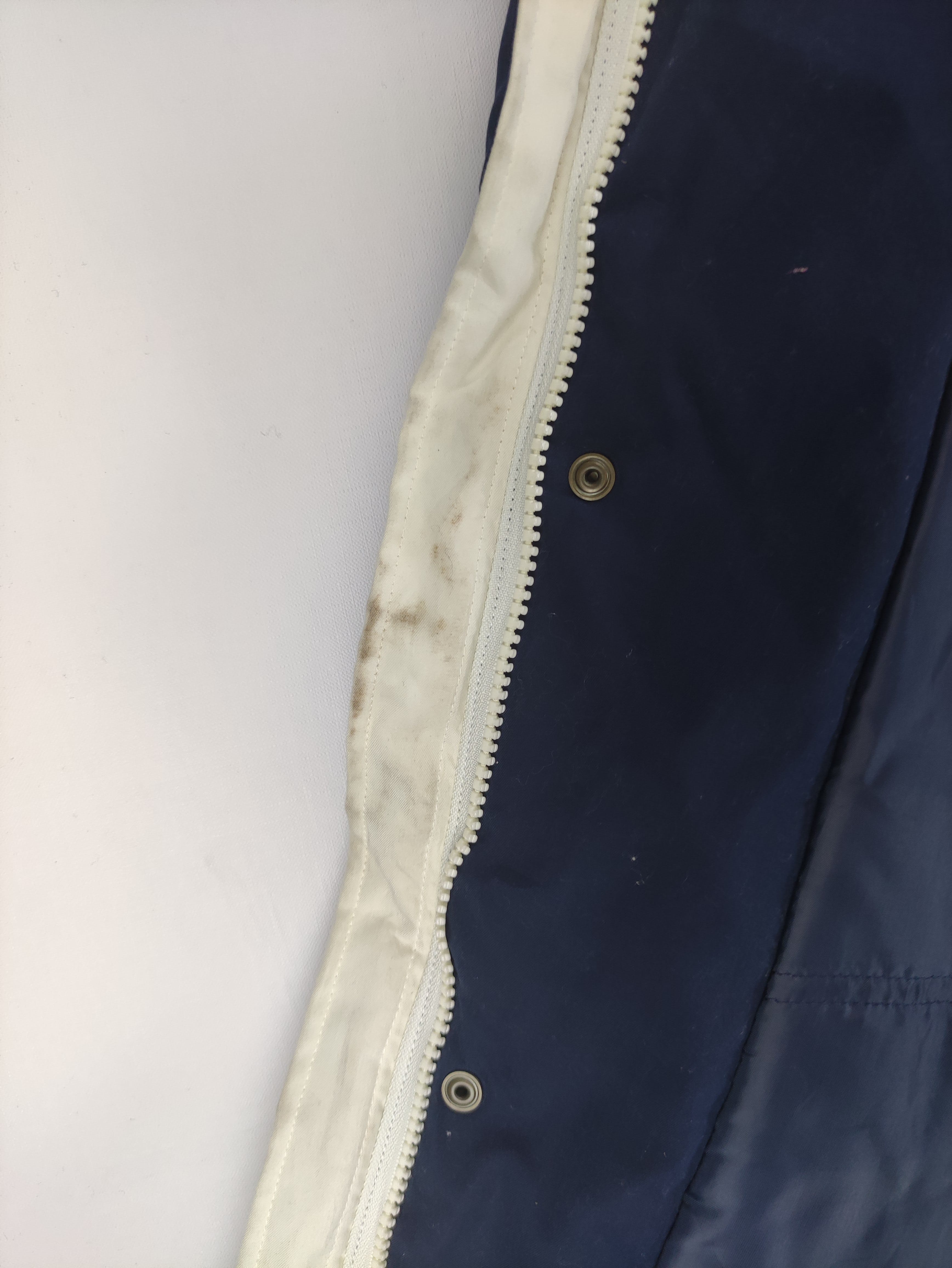 Vintage Ellesse Sports Wear Jacket With Hoodie - 6