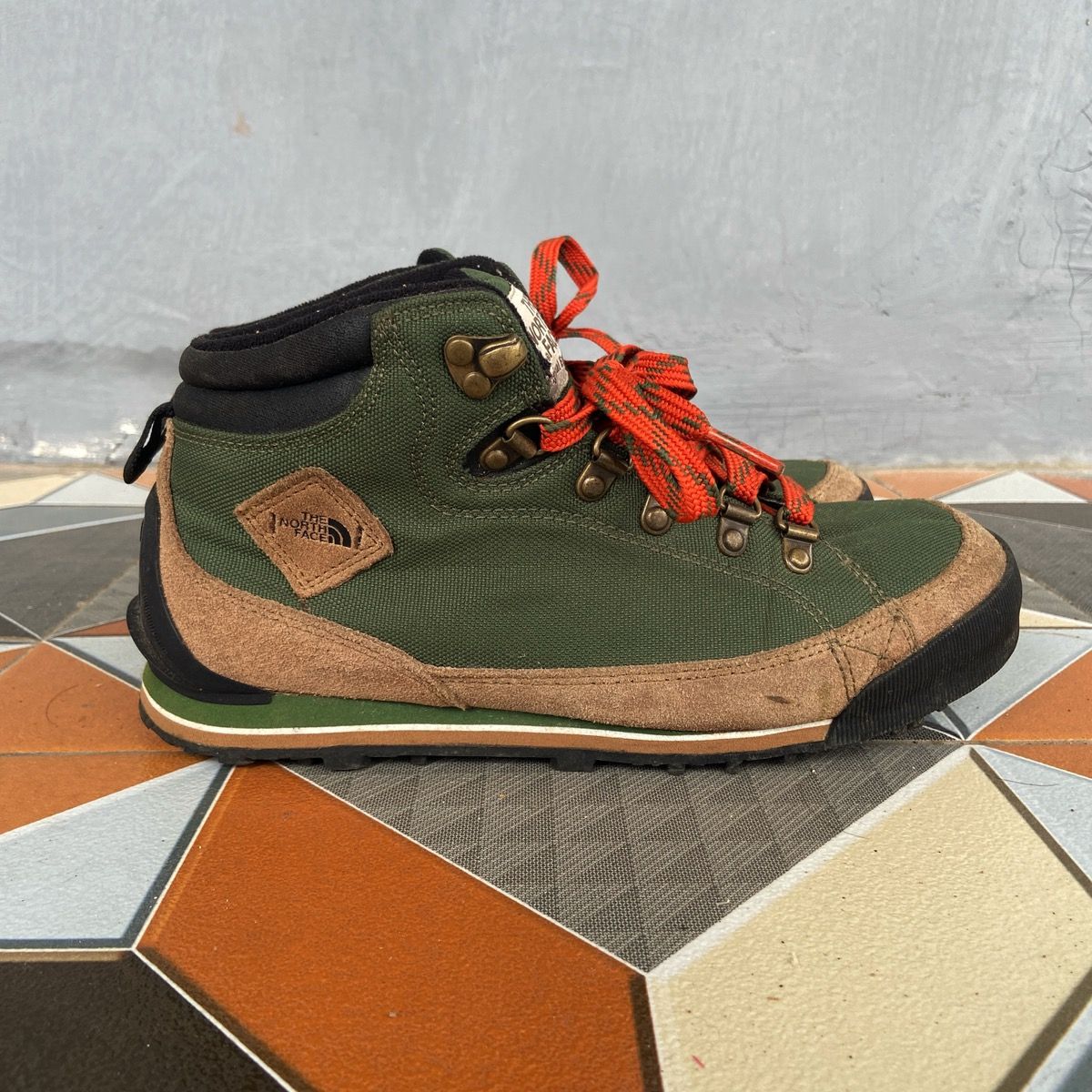 The North Face Back to Berkeley F/W2010 Hiking boots - 10