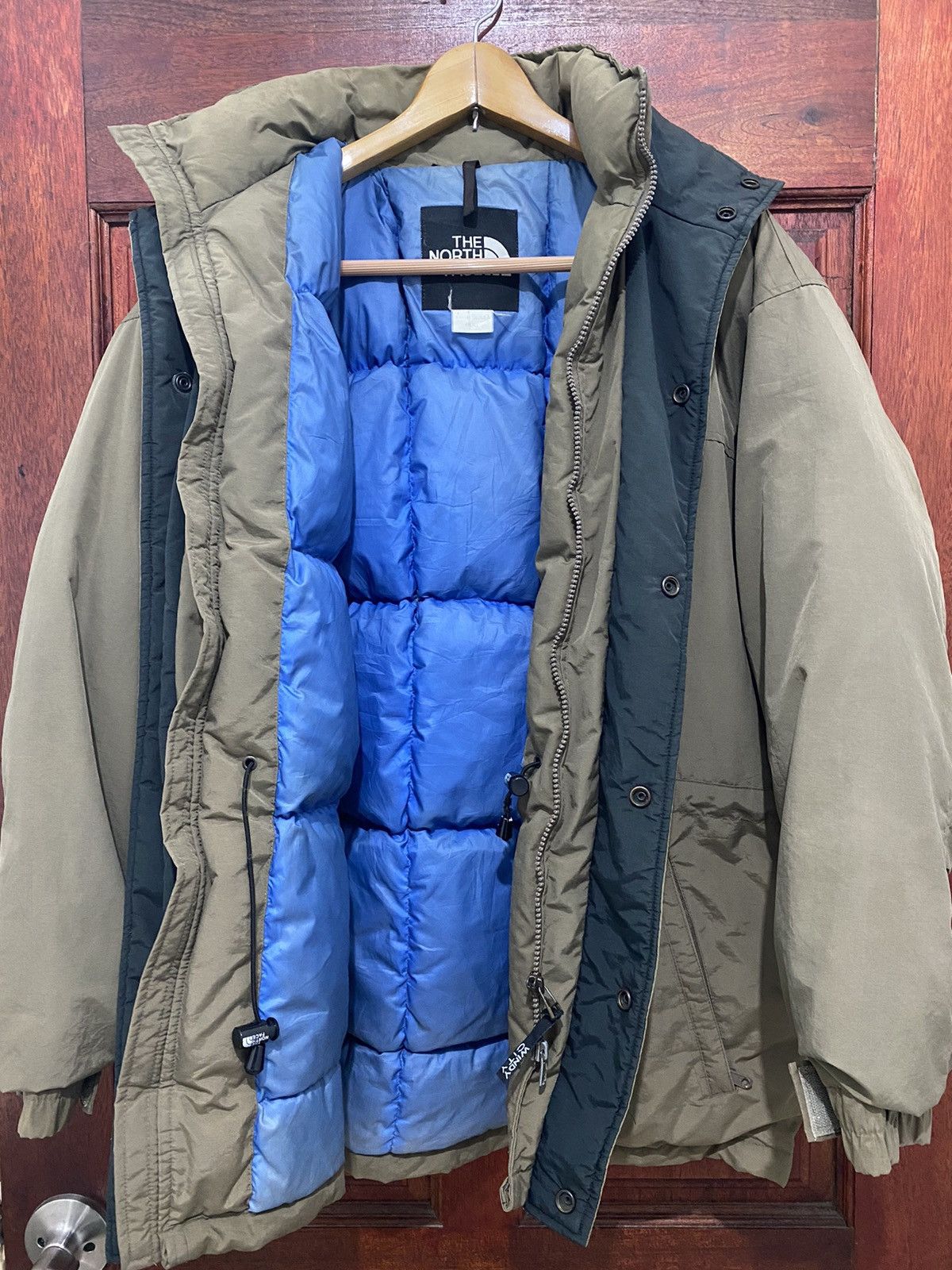 The North Face Puffer Jacket - 7