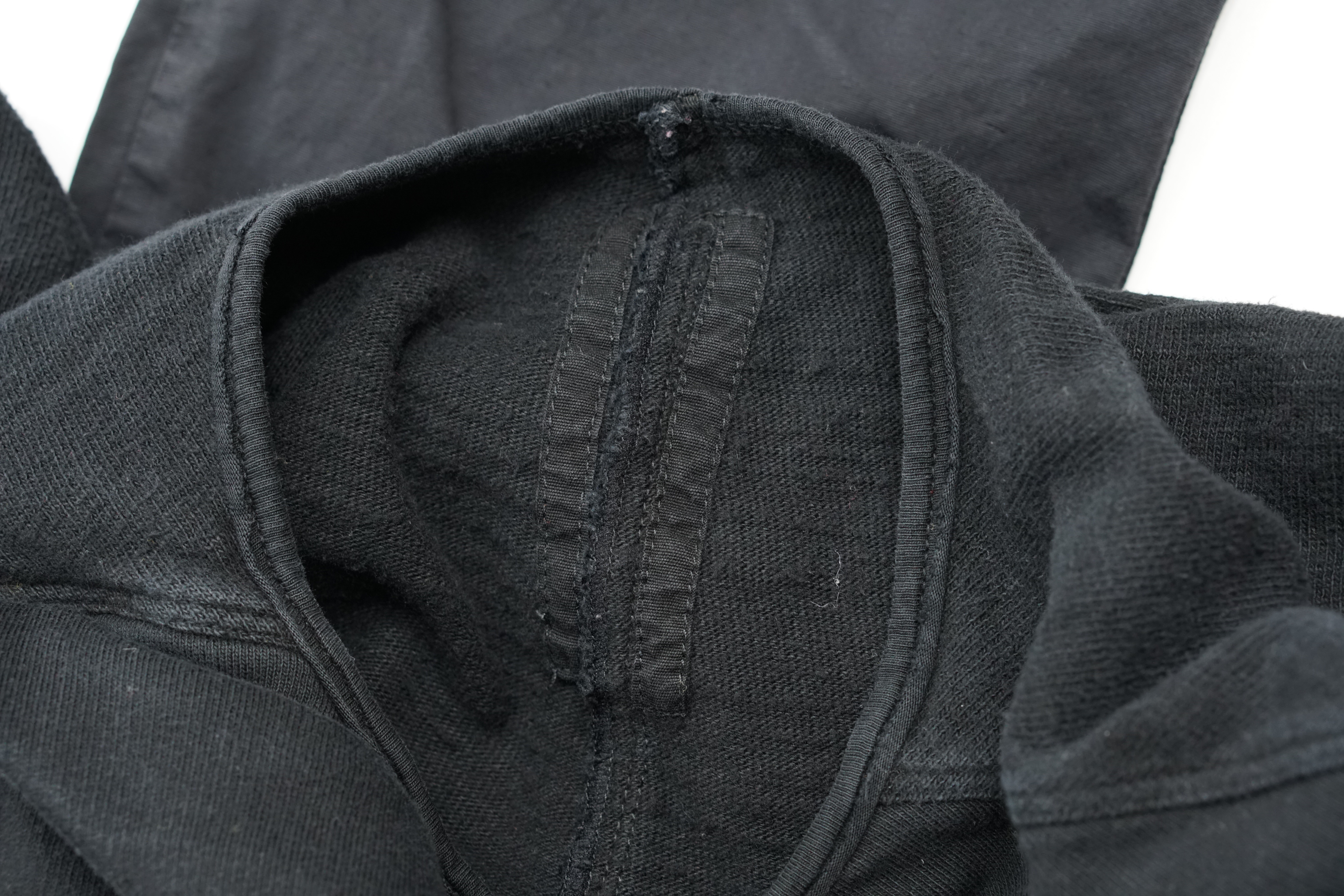 DRKSHDW Pull Over Black Sweater Shirt Geometric Lines Layerd - 3